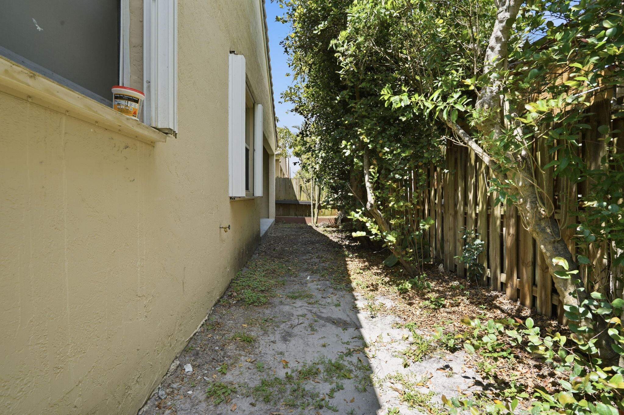 LANDINGS - Residential