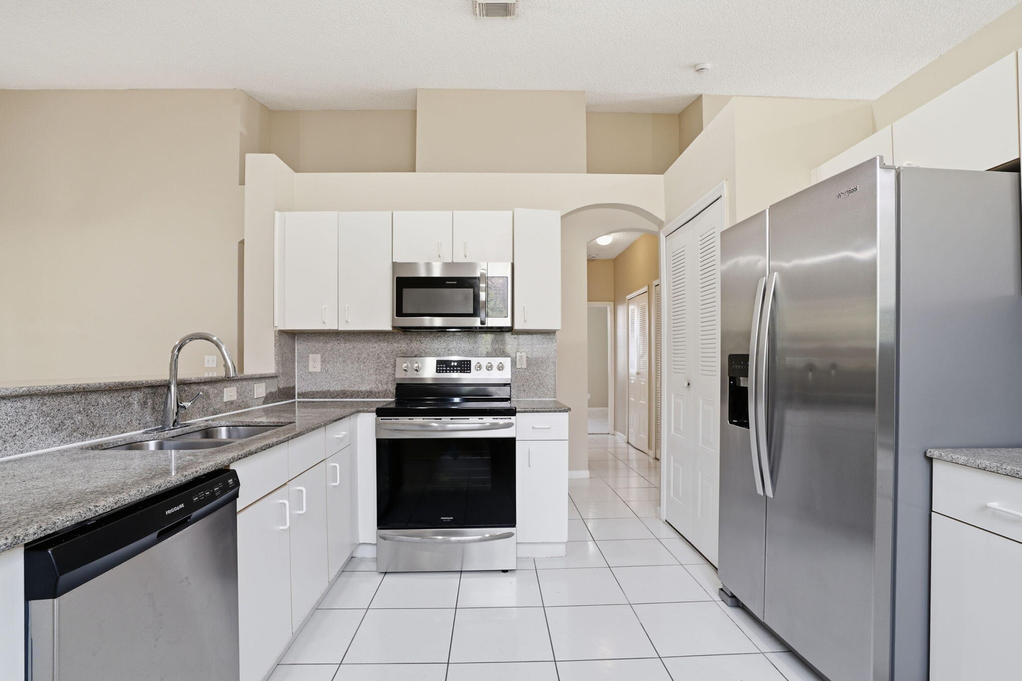 LANDINGS - Residential