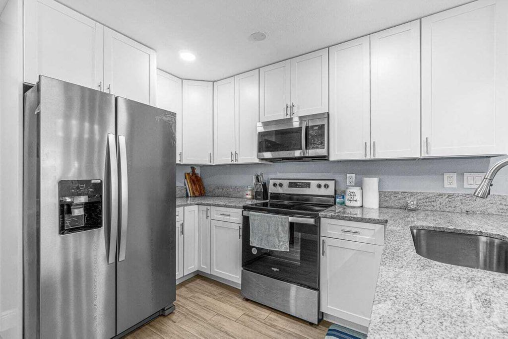 Photo of 311 SW 7th Avenue, Delray Beach, FL 33444 (MLS # R11116331)