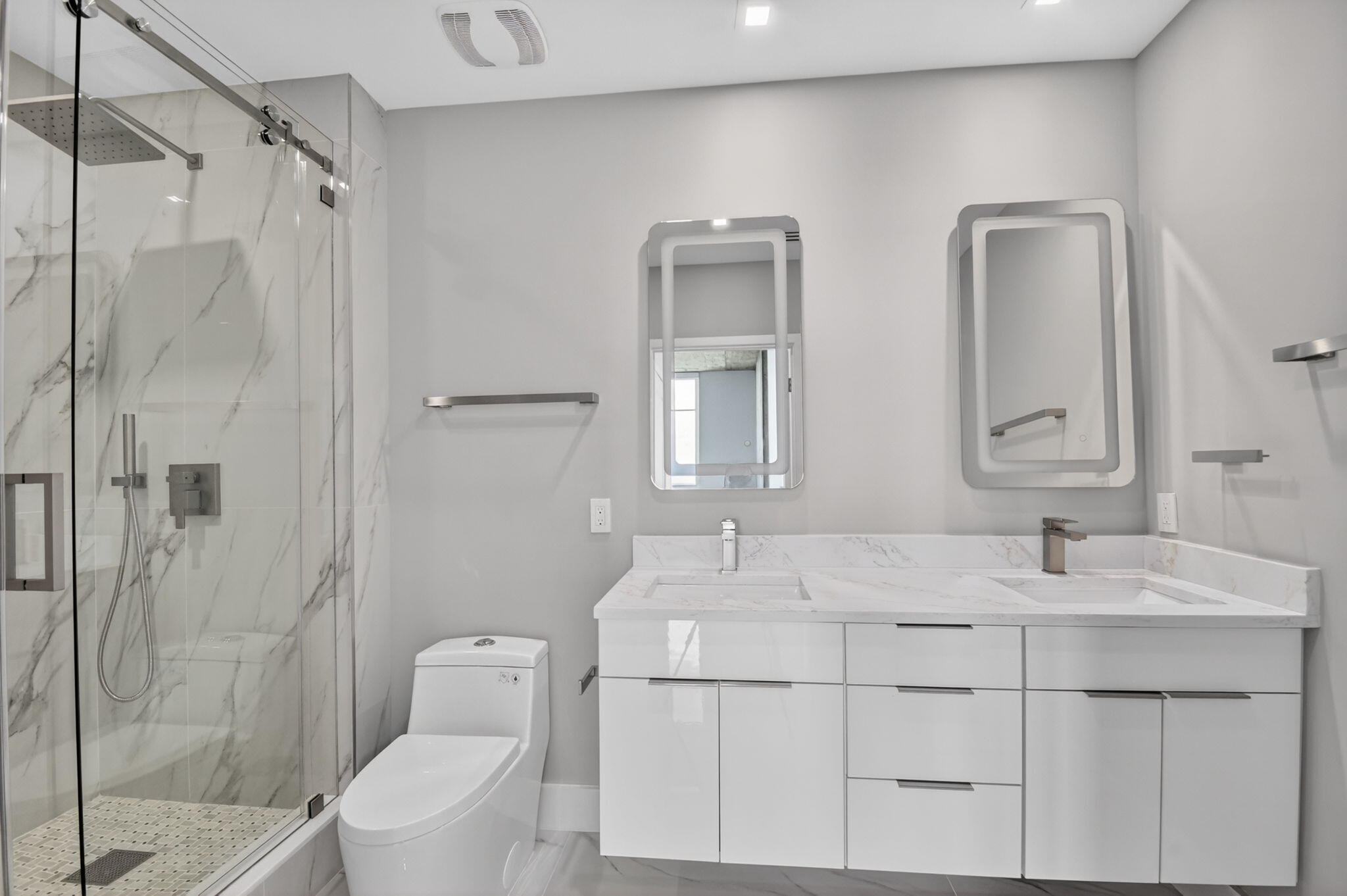 EDGE CONDO - Residential