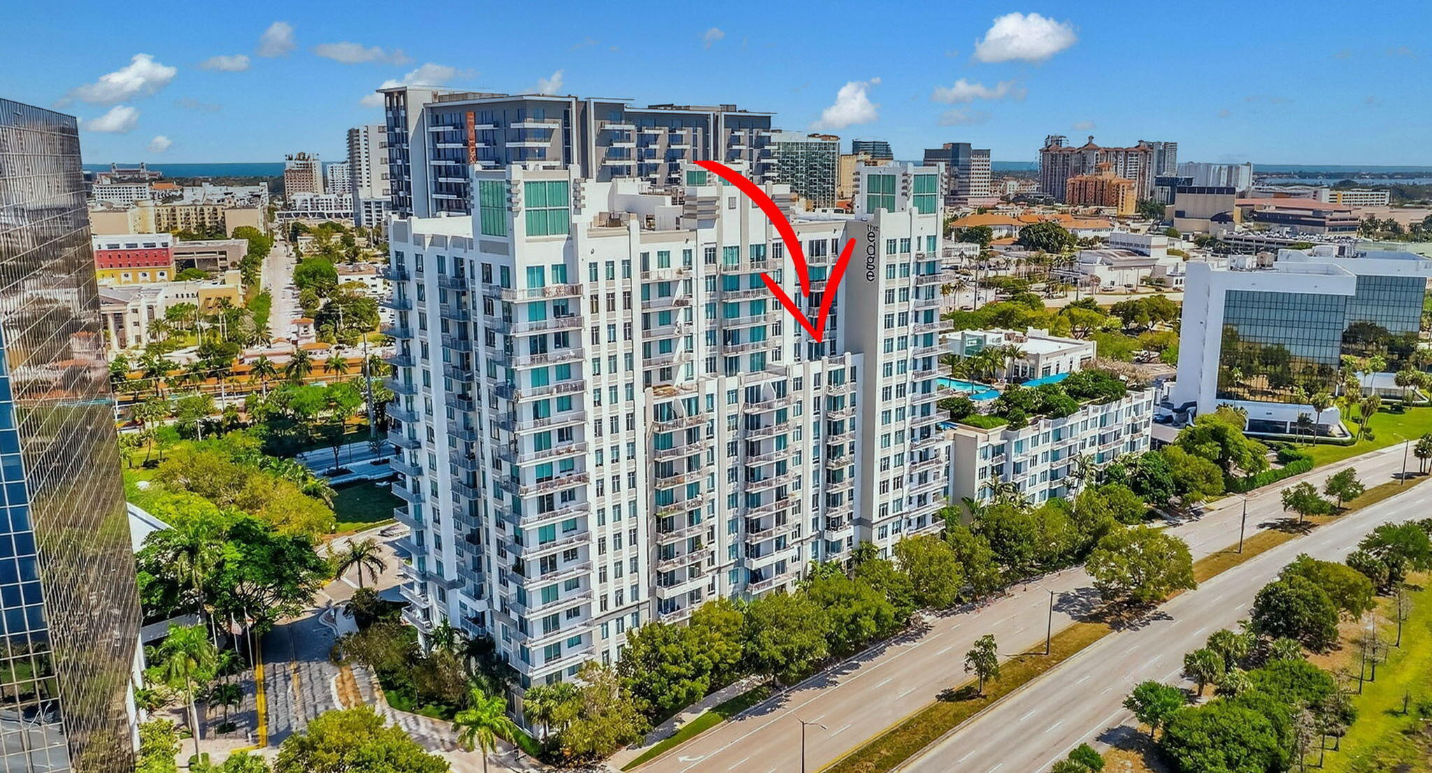 EDGE CONDO - Residential