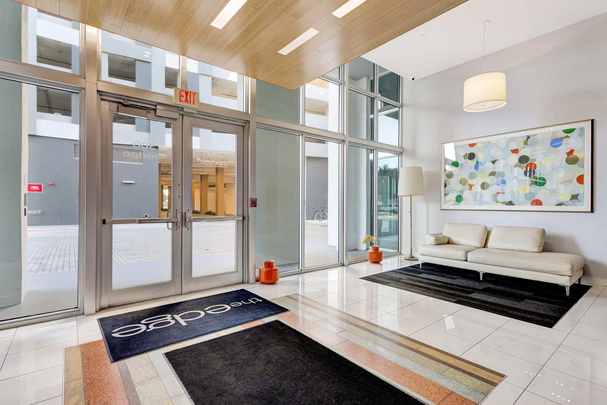 EDGE CONDO - Residential