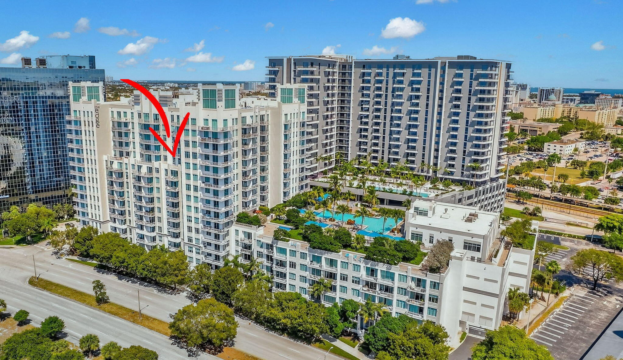 EDGE CONDO - Residential