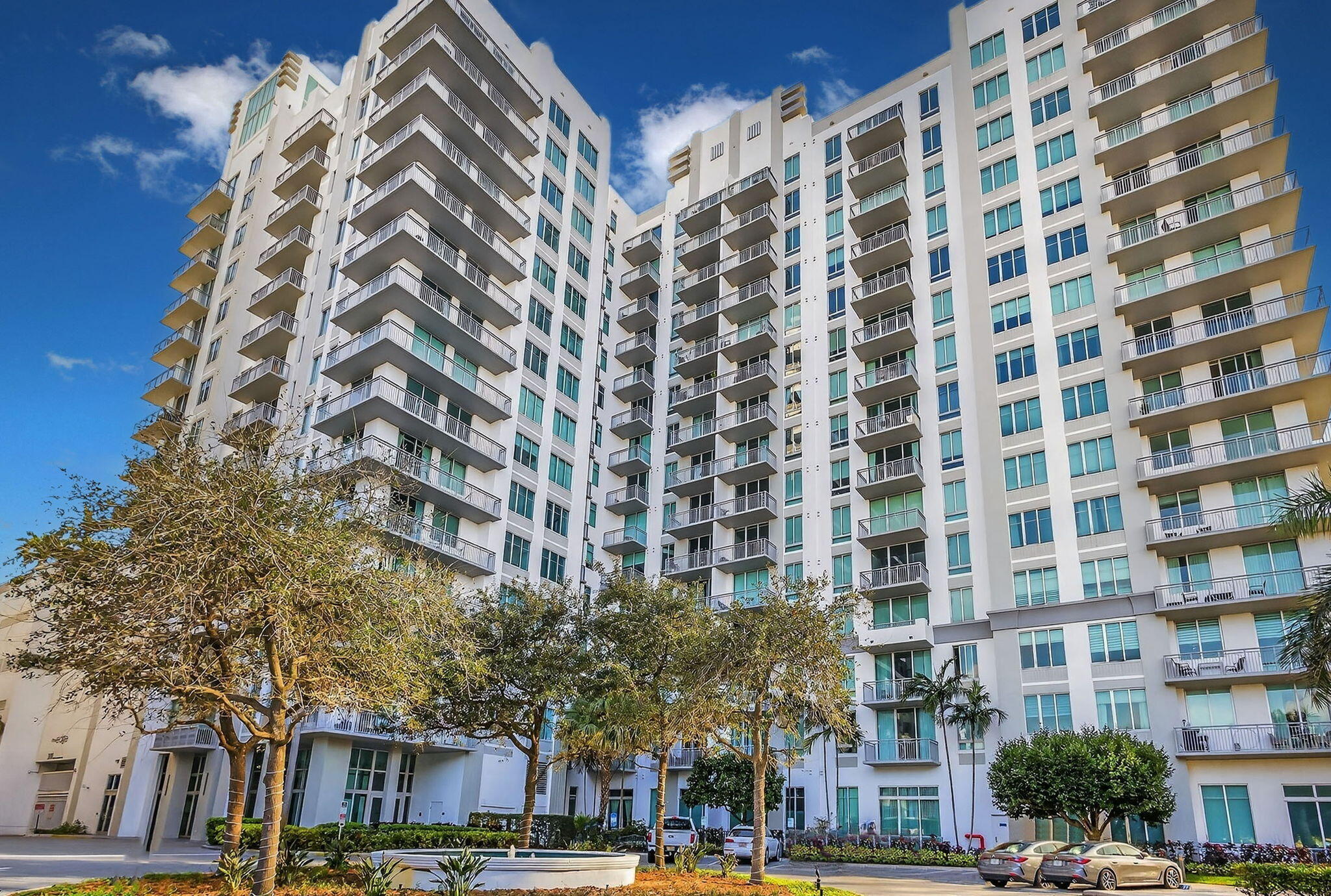 EDGE CONDO - Residential