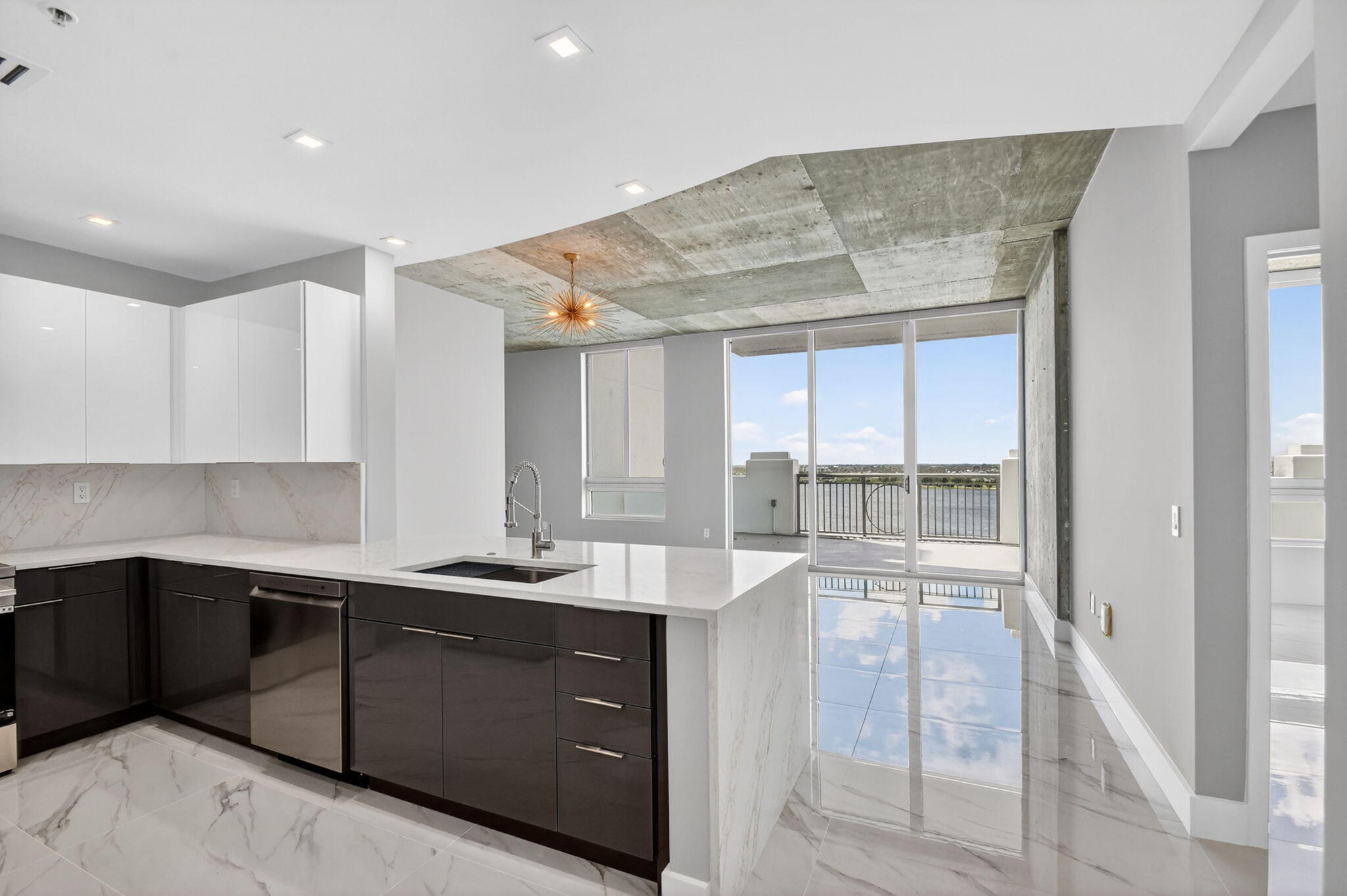 300 S Australian Avenue 1112