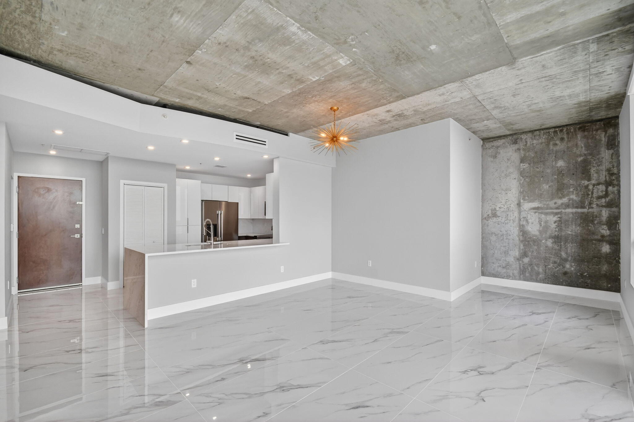 EDGE CONDO - Residential