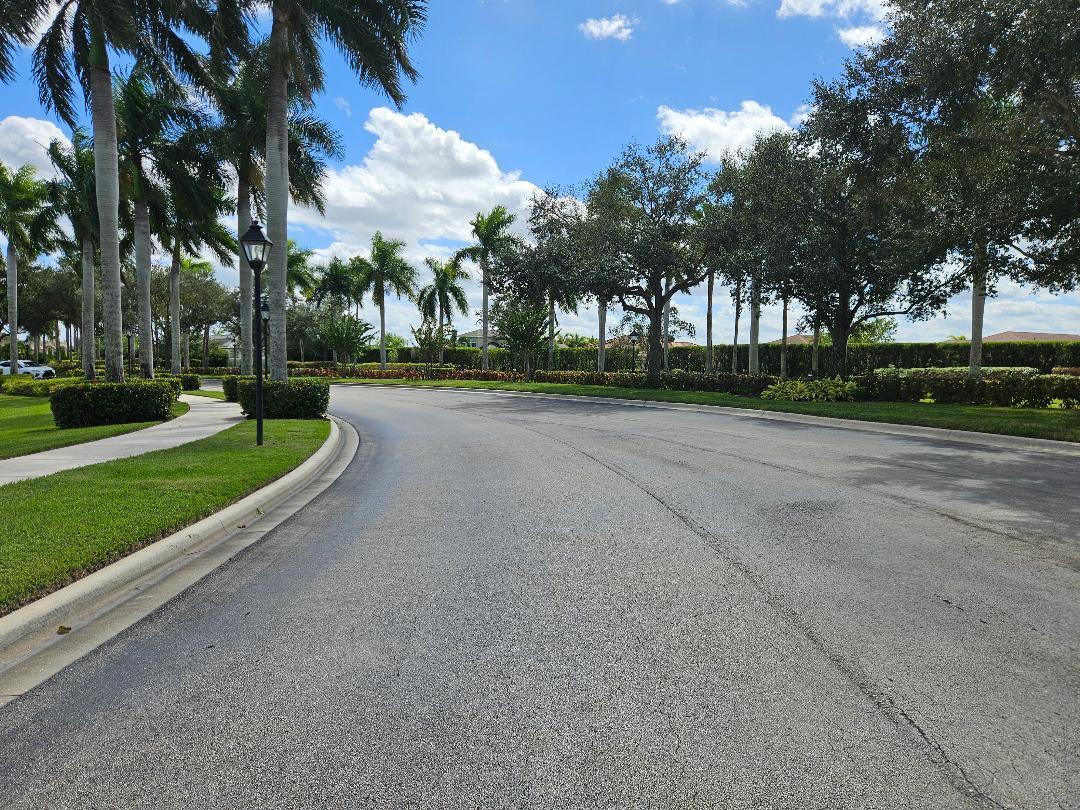 TRADITION PLAT NO. 75 - Residential Lease