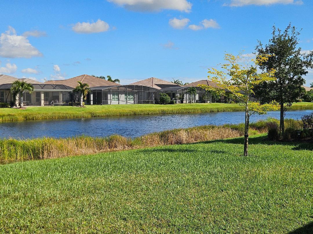 TRADITION PLAT NO. 75 - Residential Lease