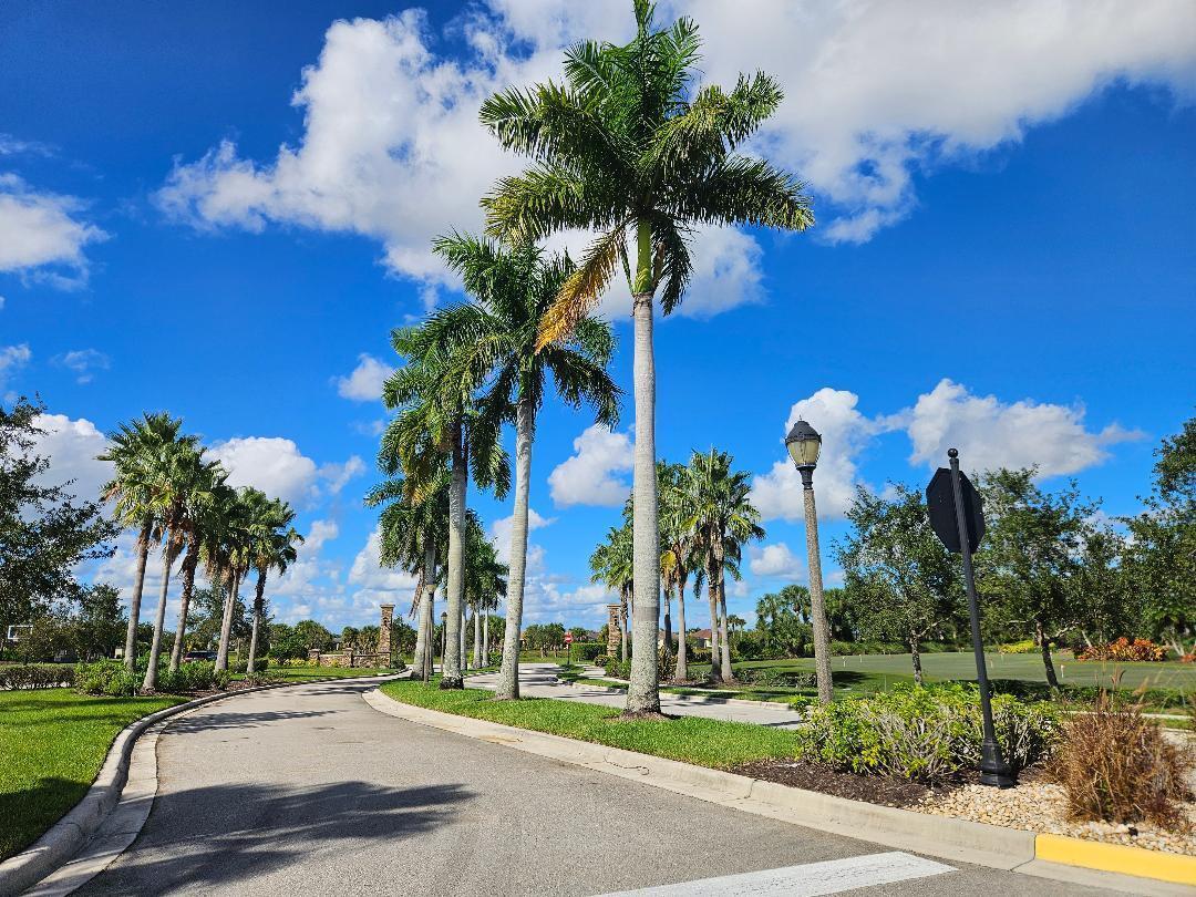 TRADITION PLAT NO. 75 - Residential Lease