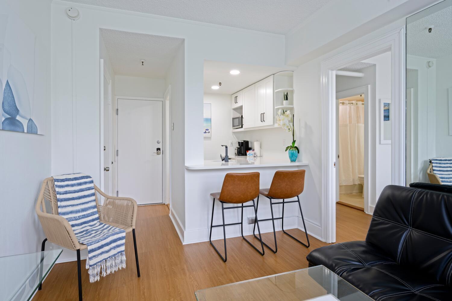 PALM BEACH HOTEL CONDO - Residential