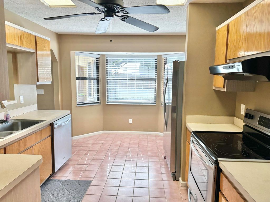 Photo of 5802 Tangelo Drive, Fort Pierce, FL 34982 (MLS # R10993888)