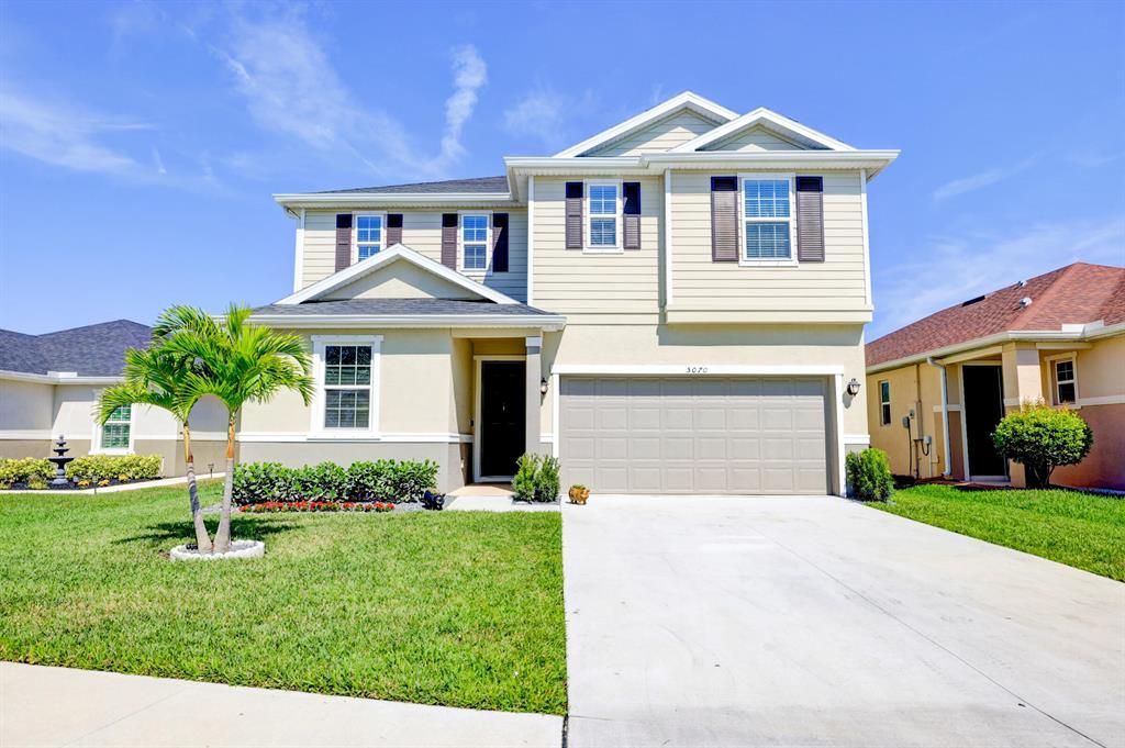Photo of 5070 NW Pine Trail Circle NW, Port St Lucie, FL 34983 (MLS # R10867397)