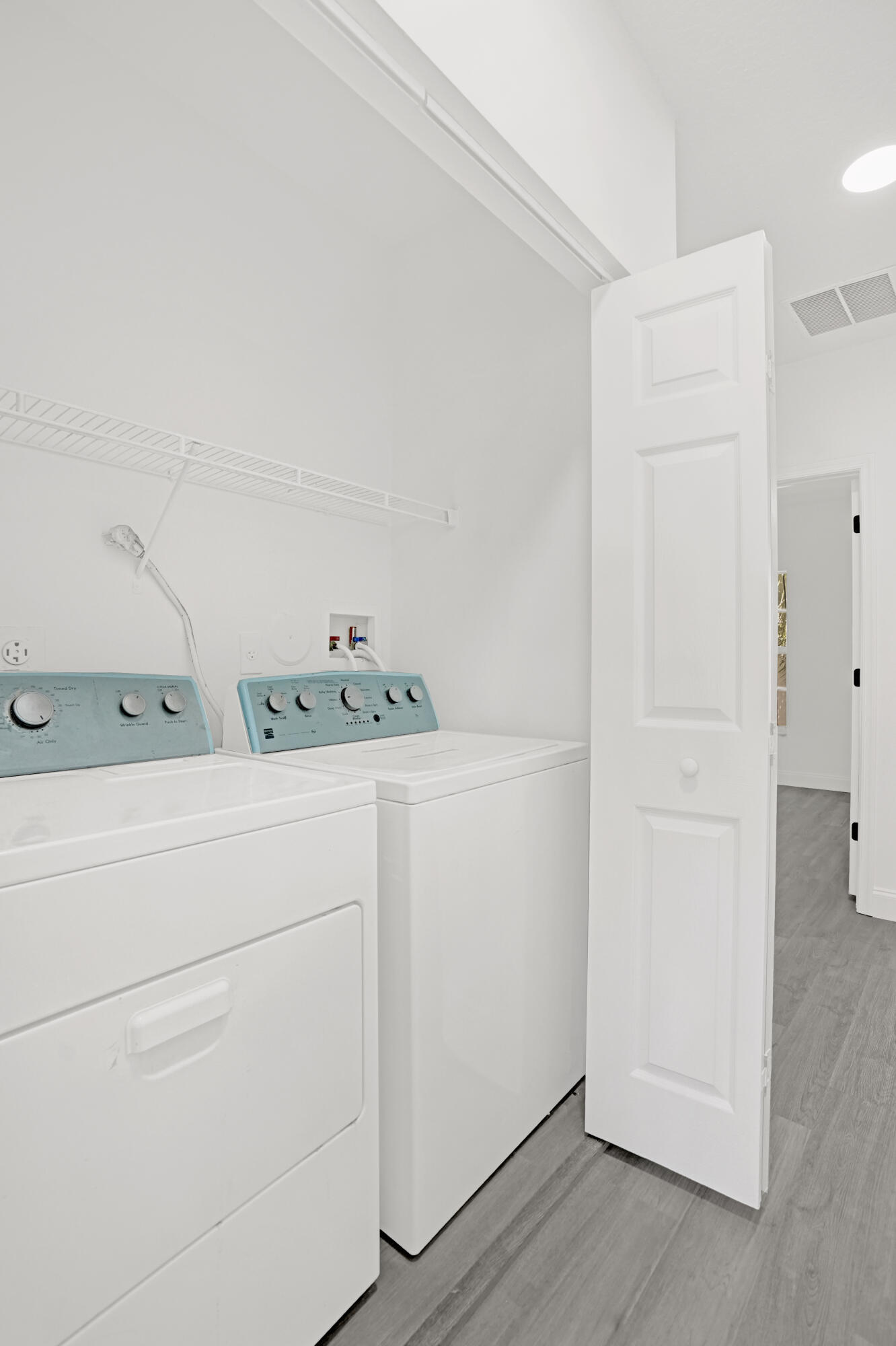 FORDS MANOR - Residential