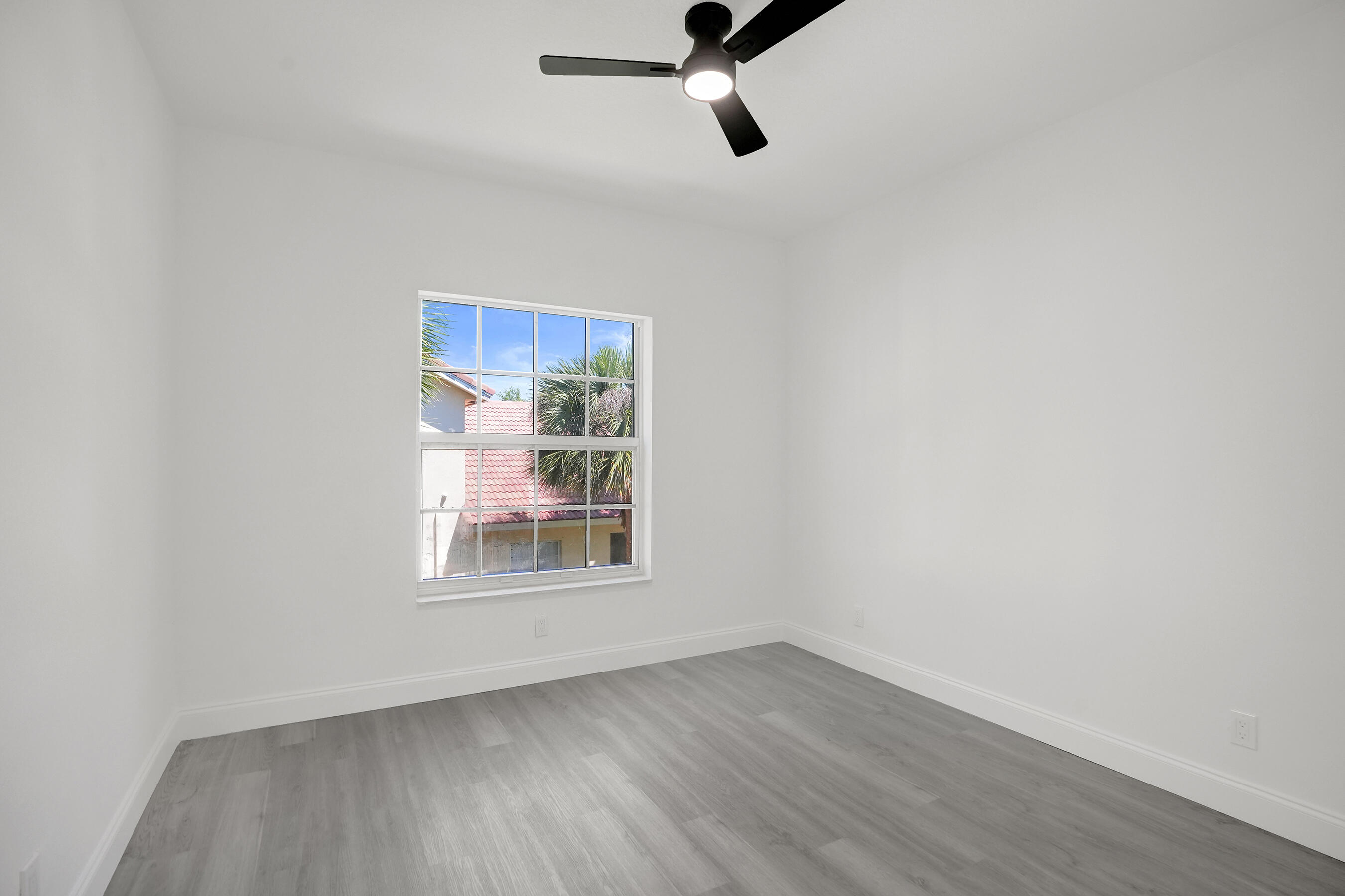 FORDS MANOR - Residential