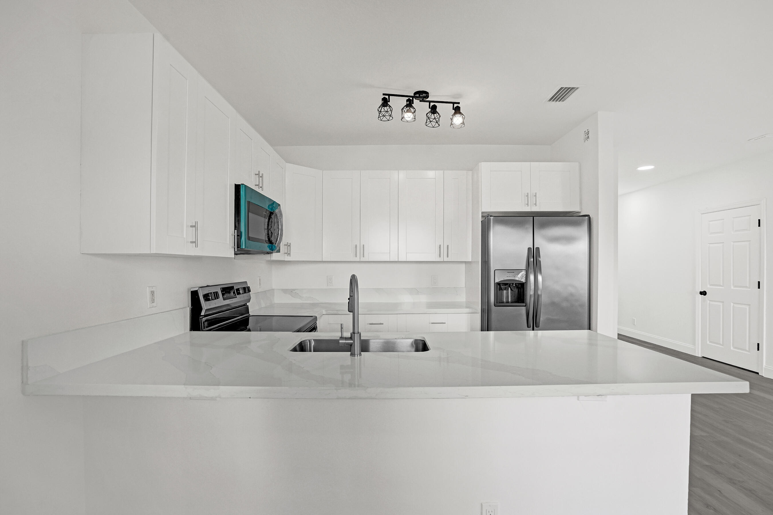 FORDS MANOR - Residential