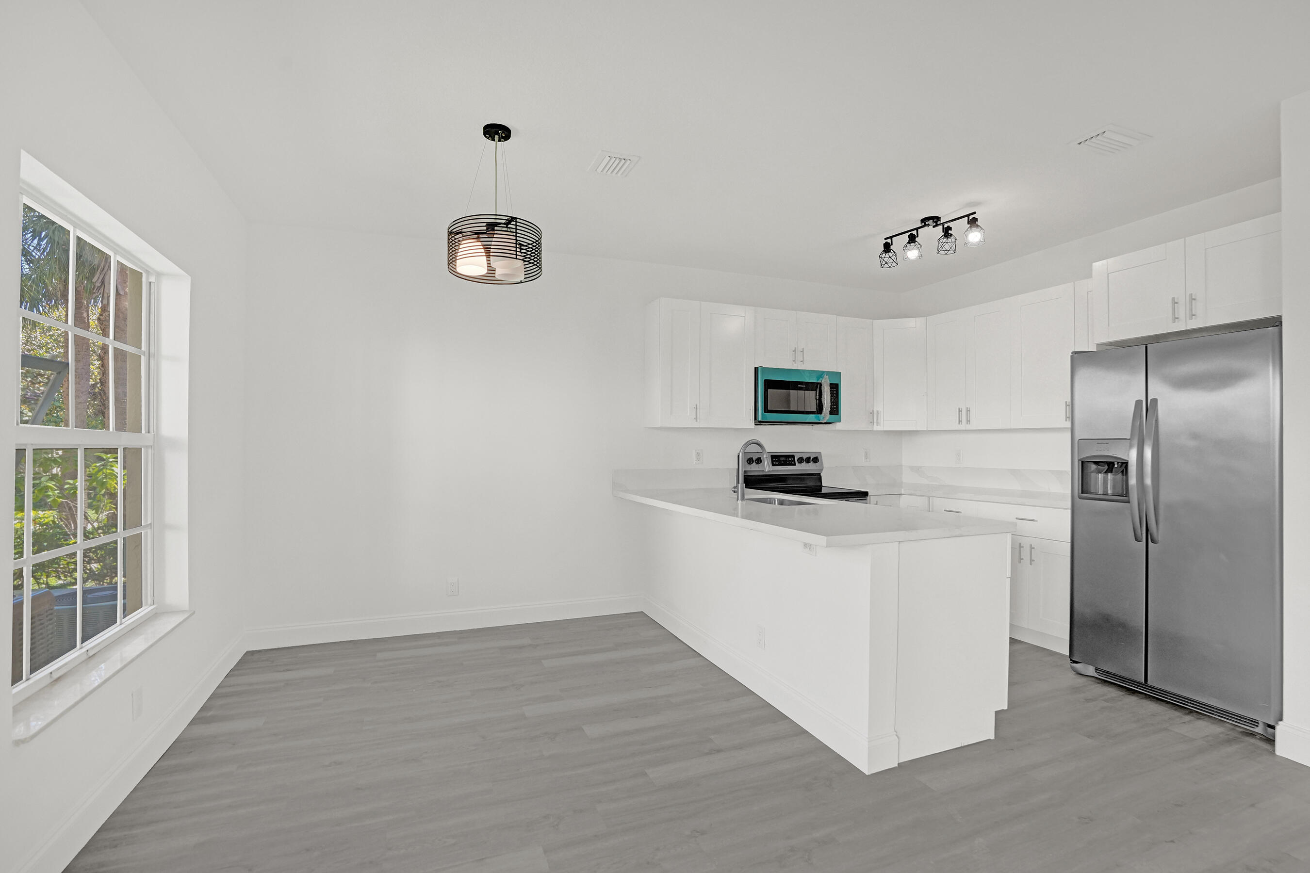 FORDS MANOR - Residential