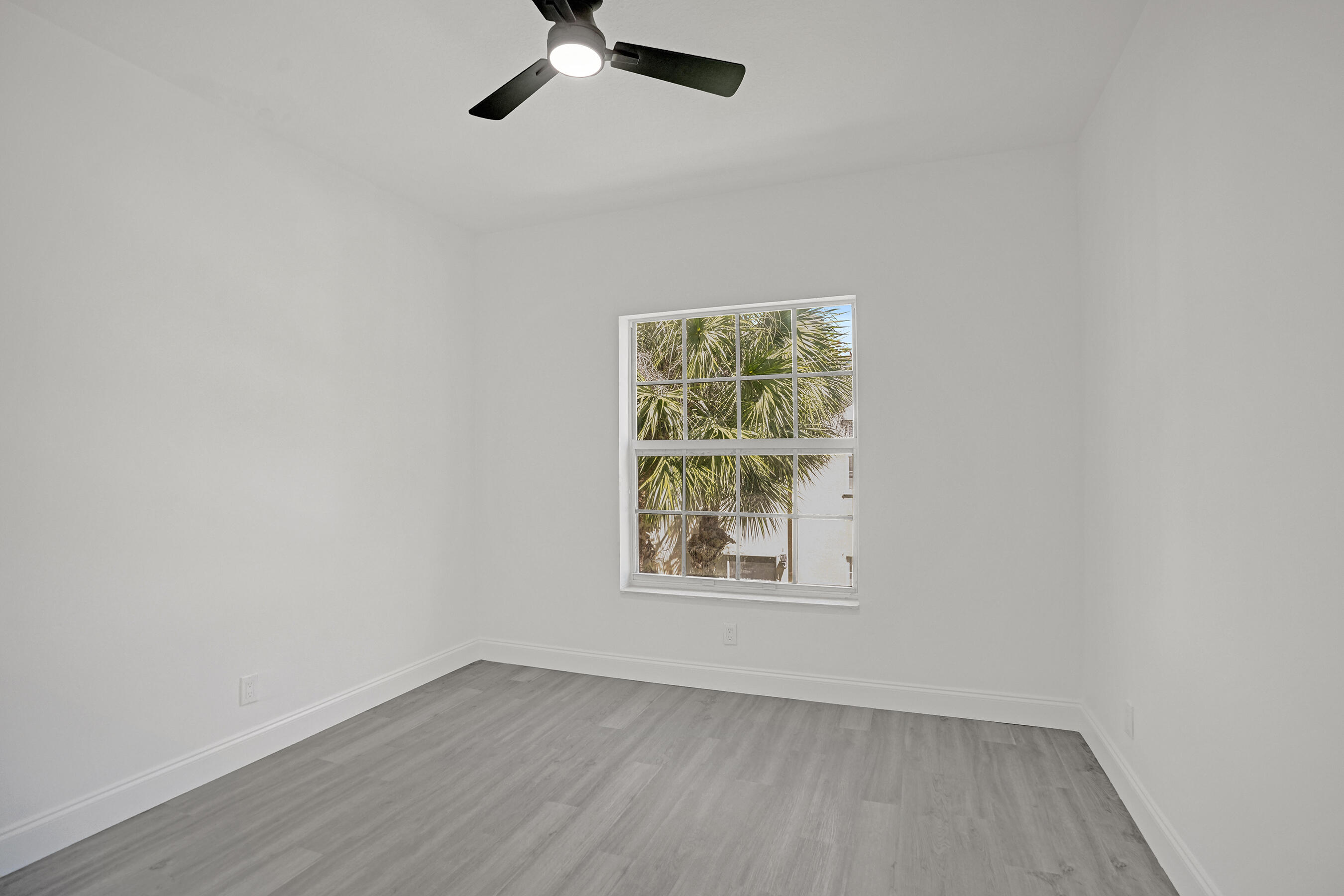 FORDS MANOR - Residential