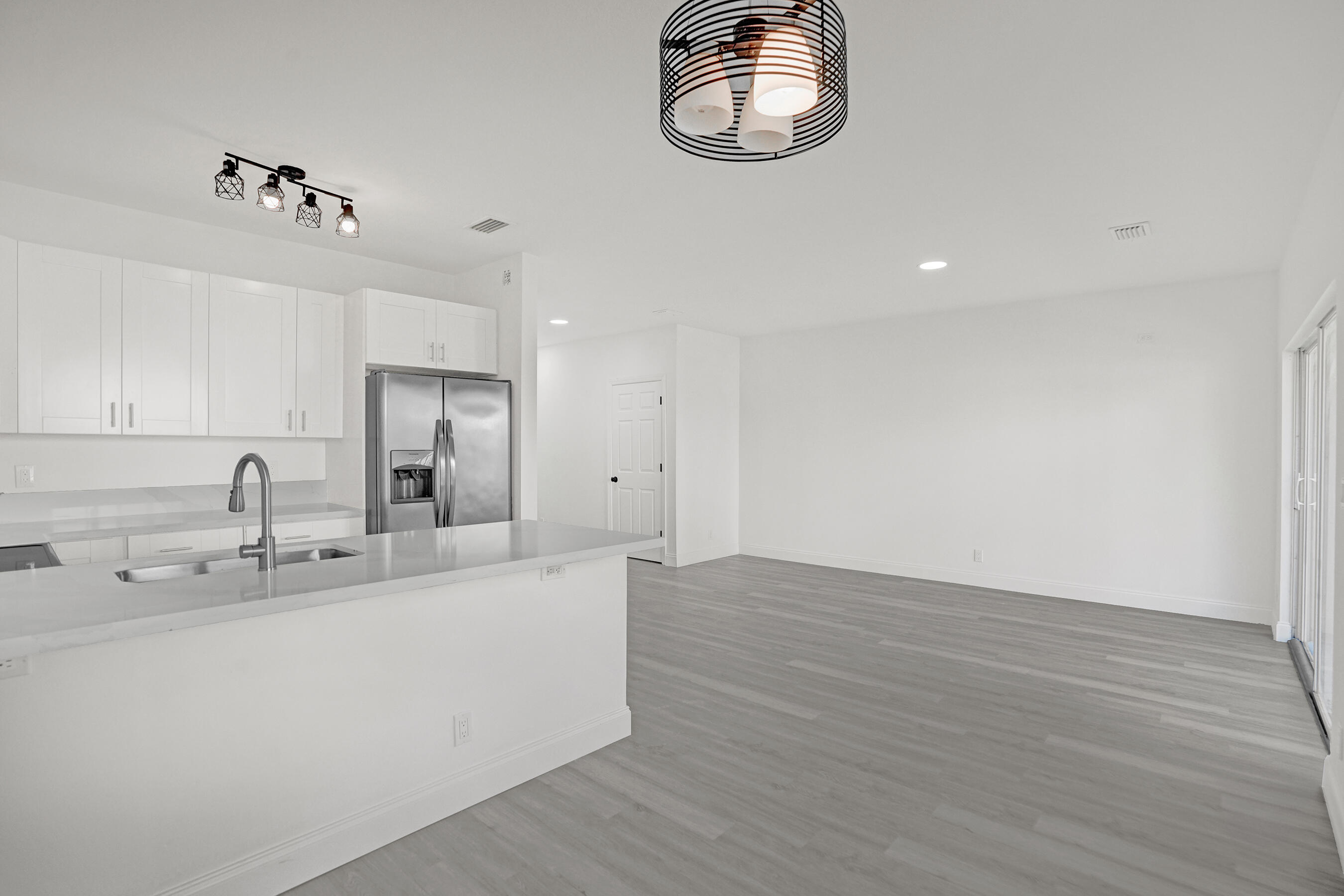 FORDS MANOR - Residential