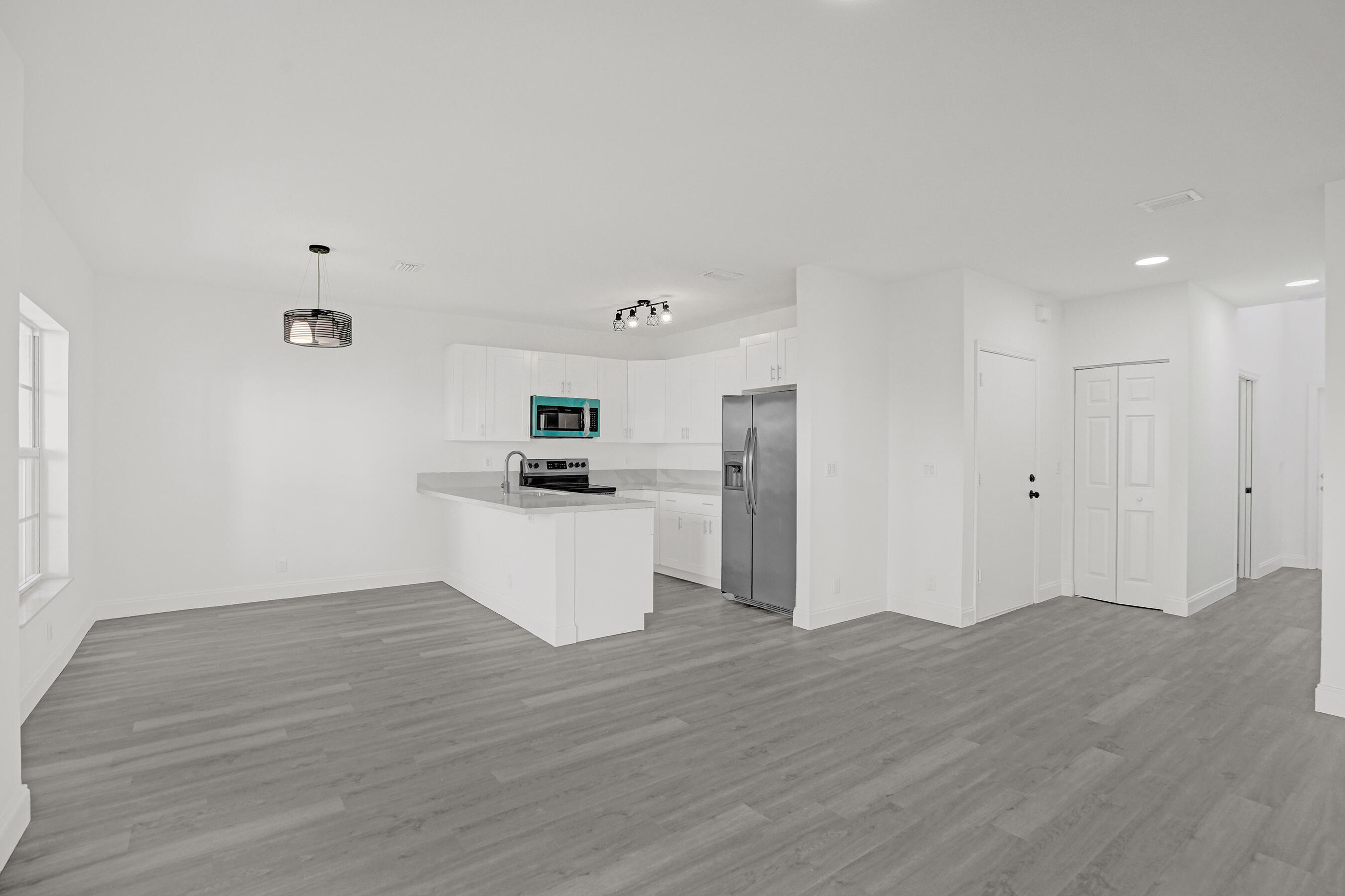 FORDS MANOR - Residential