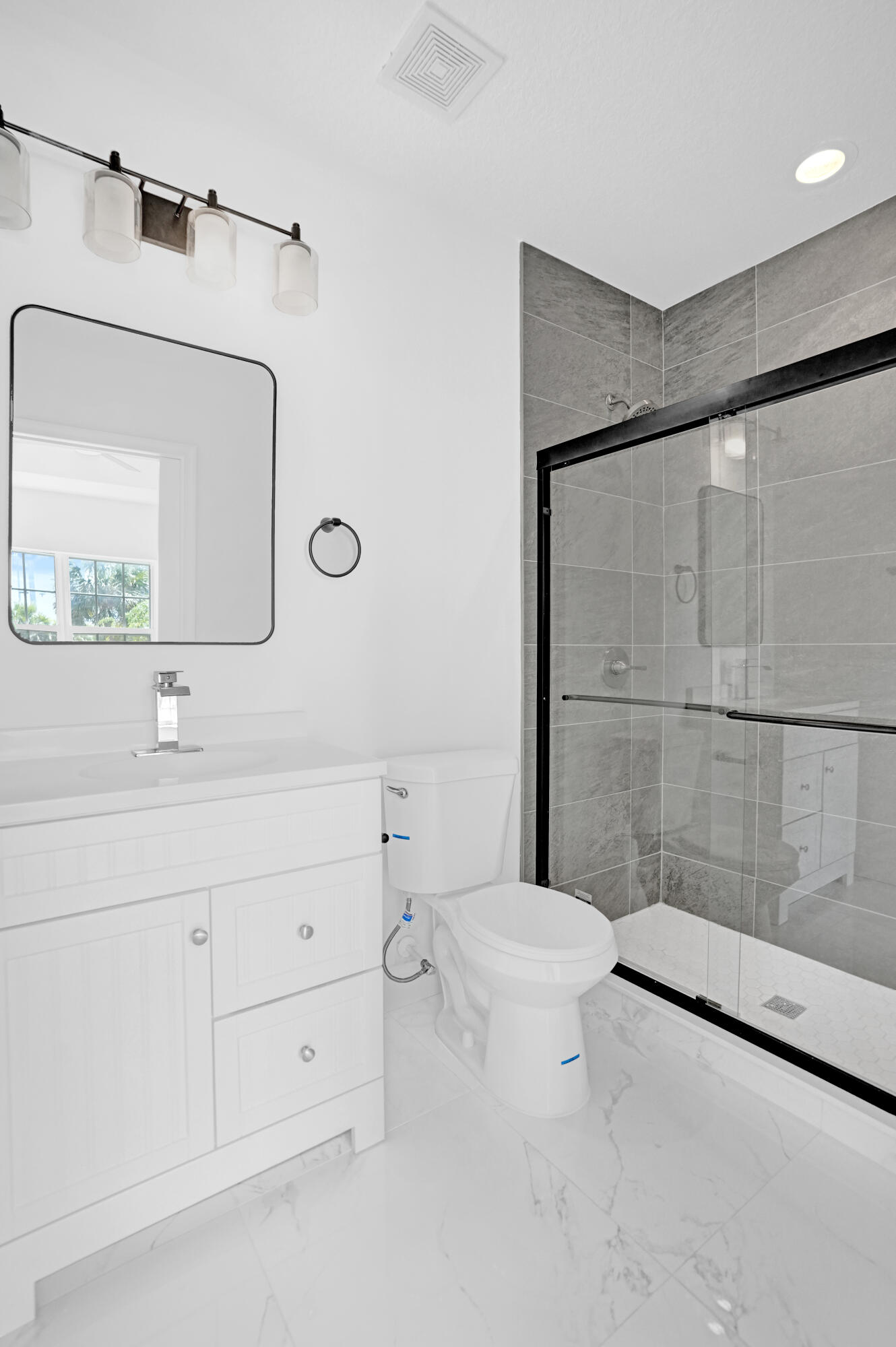 FORDS MANOR - Residential