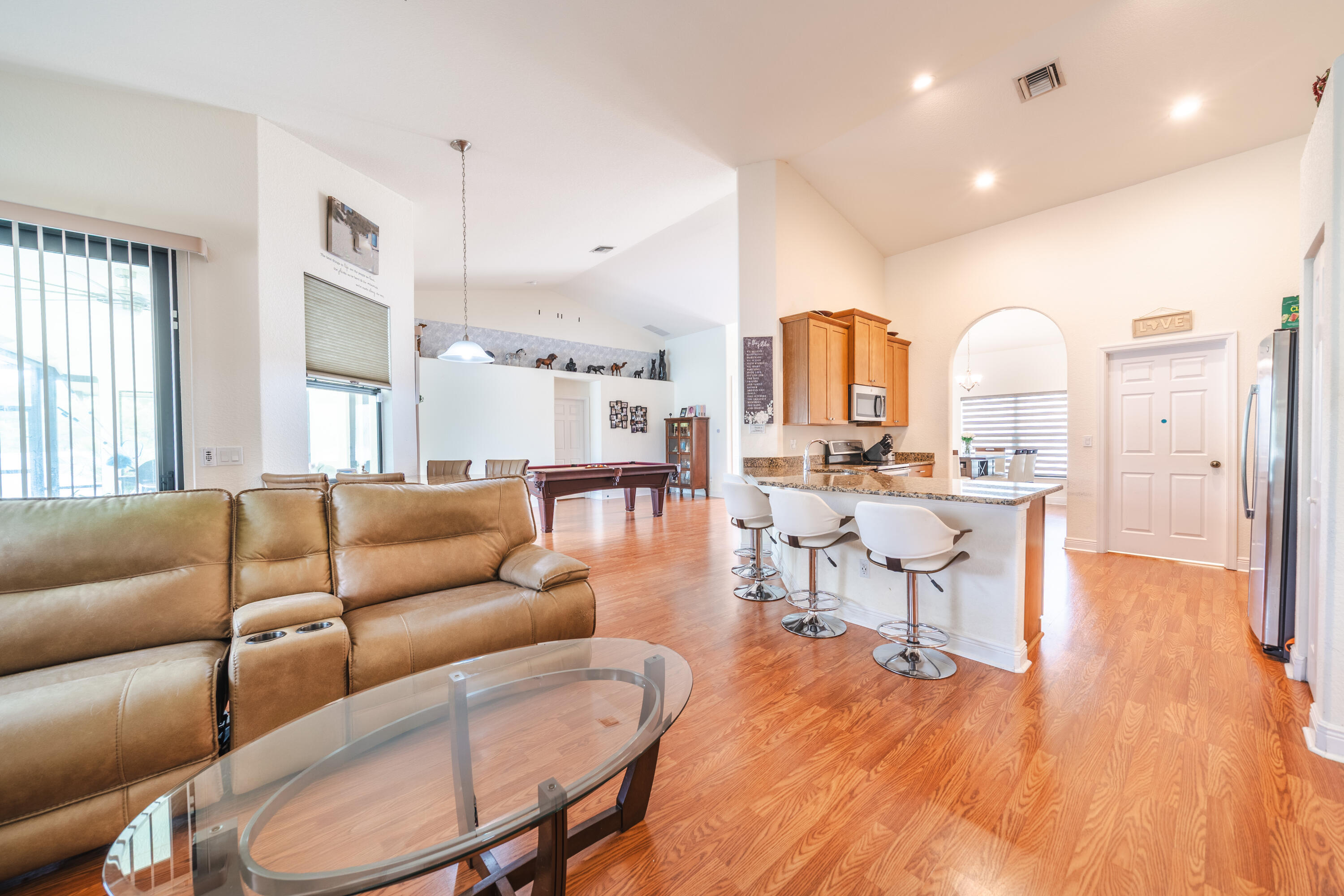 PORT ST LUCIE SECTION 8 - Residential