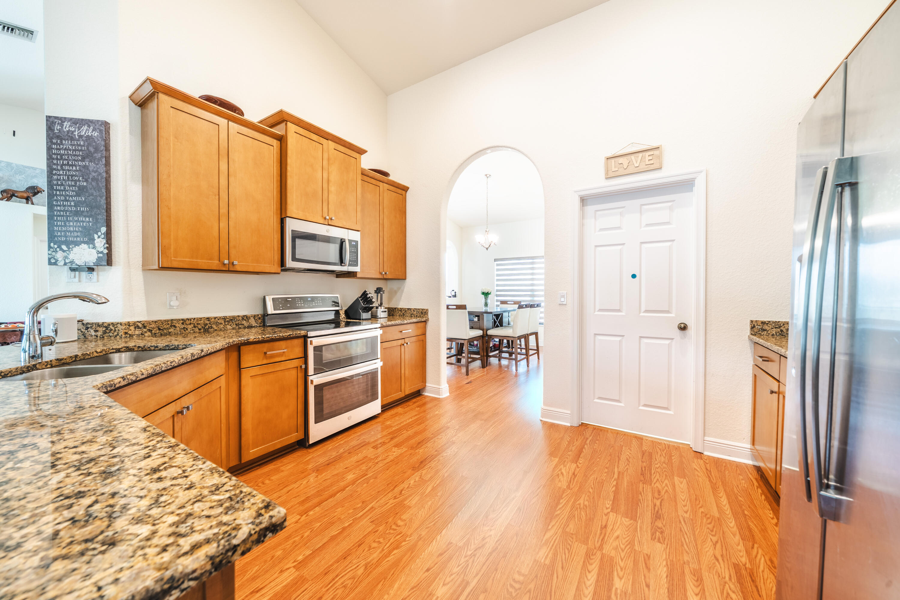 PORT ST LUCIE SECTION 8 - Residential