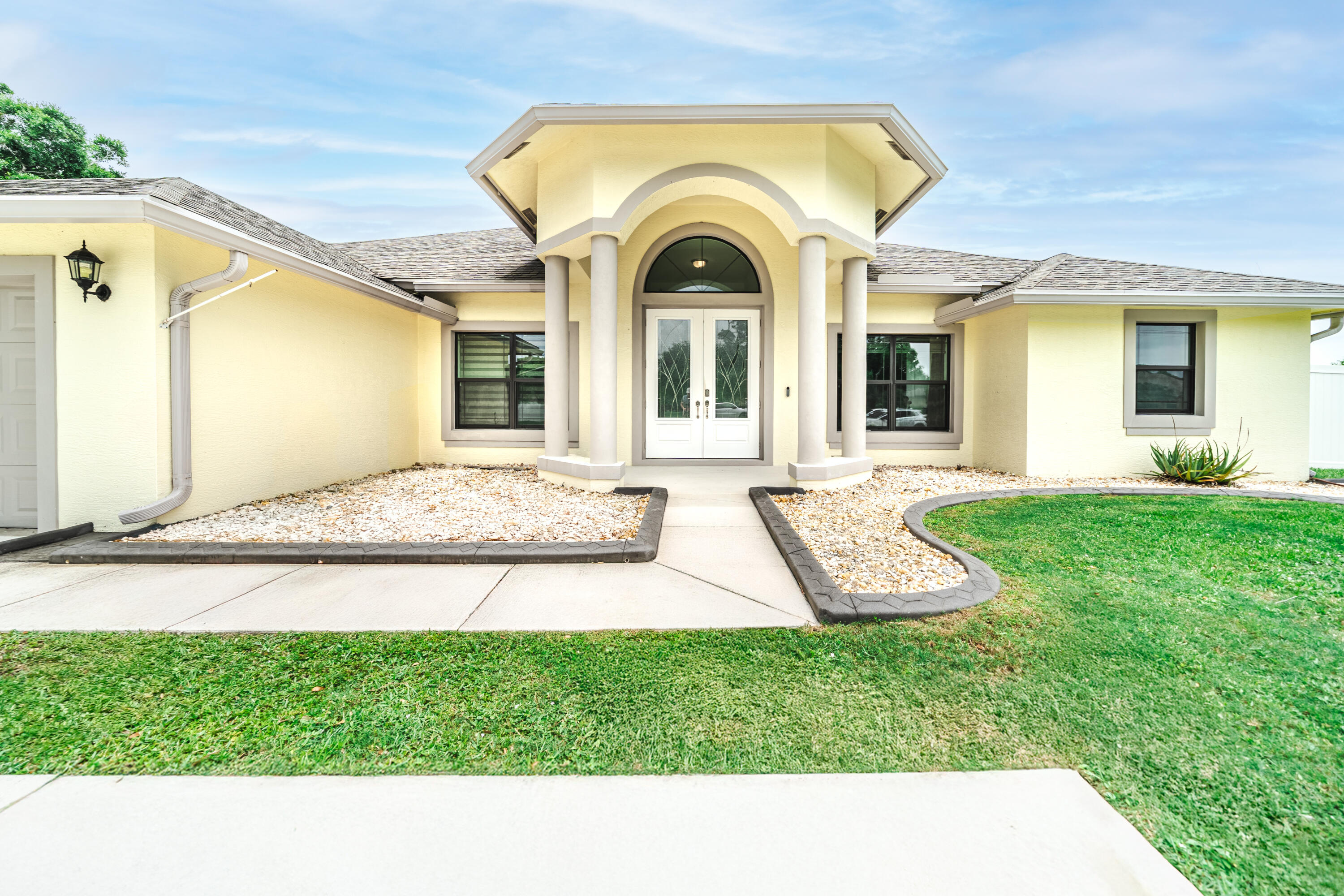 PORT ST LUCIE SECTION 8 - Residential