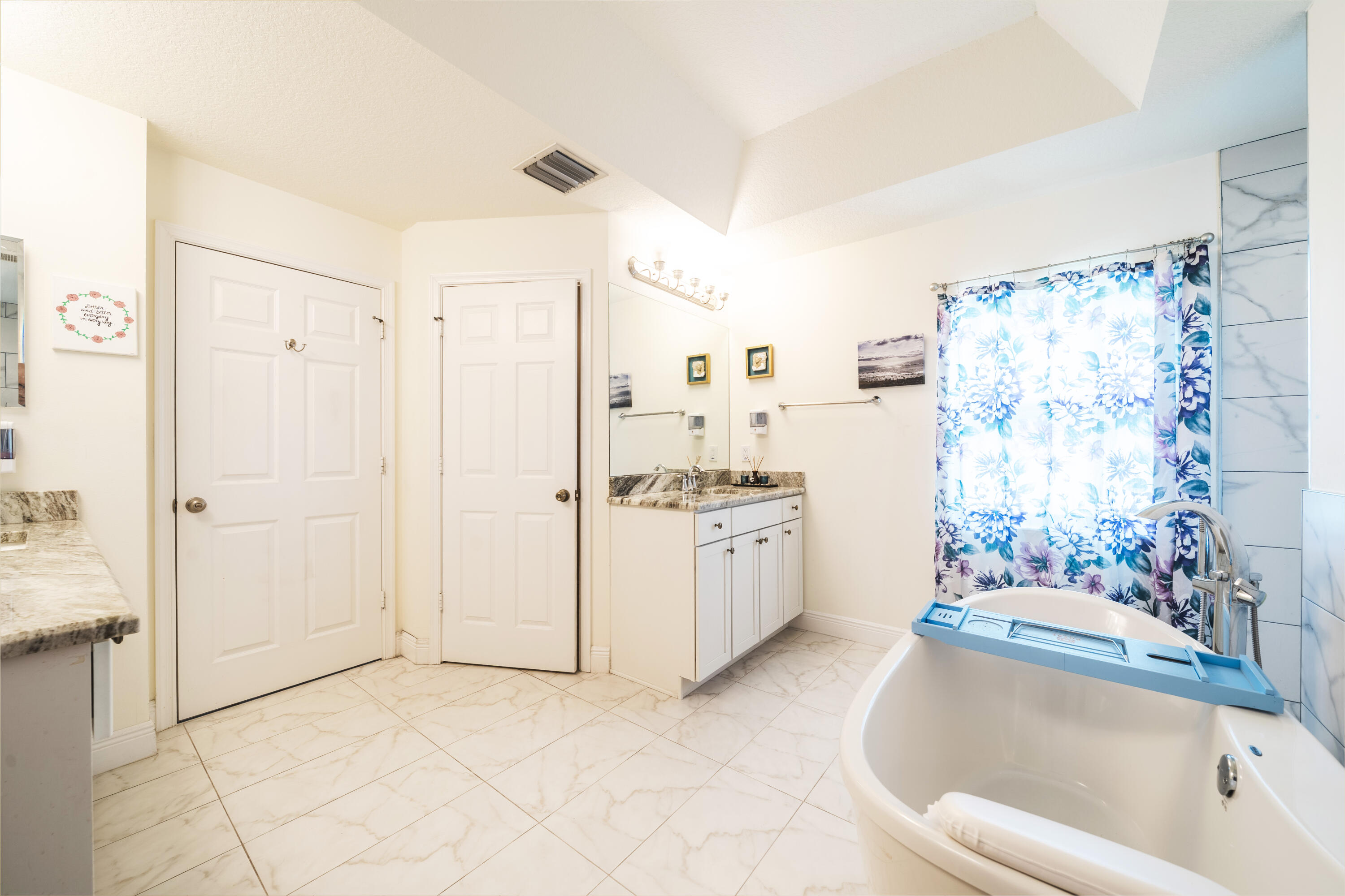 PORT ST LUCIE SECTION 8 - Residential