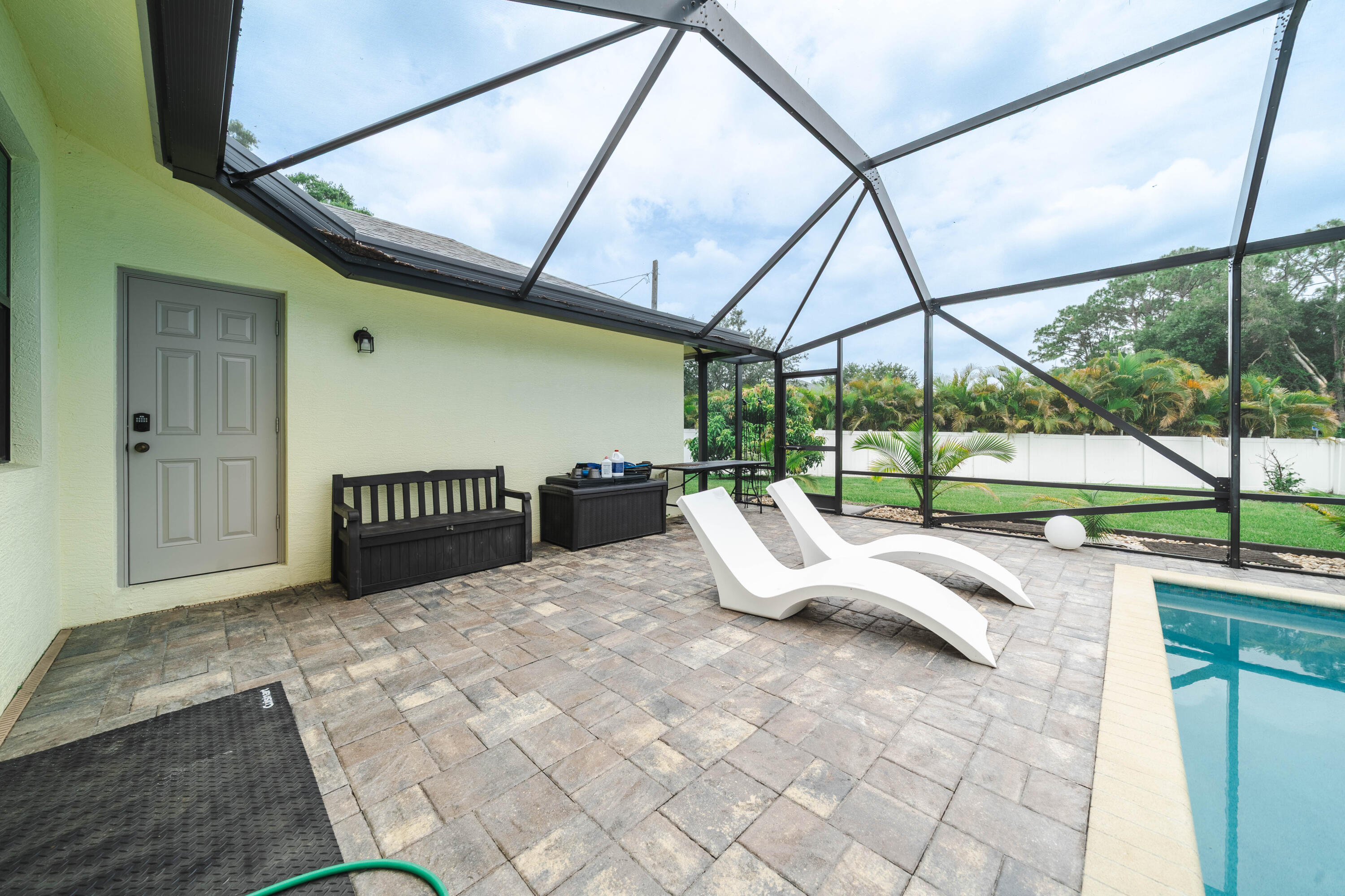 PORT ST LUCIE SECTION 8 - Residential