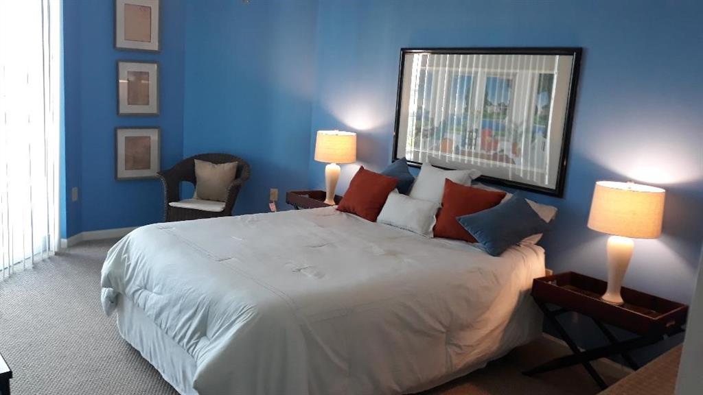 ESPLANADE - Residential Lease