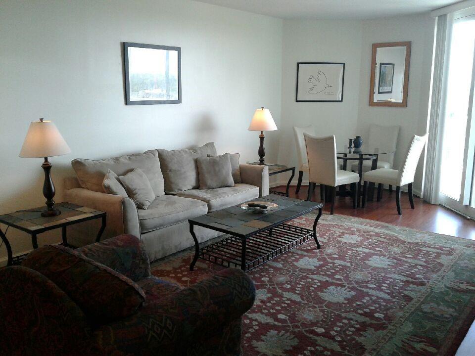 ESPLANADE - Residential Lease