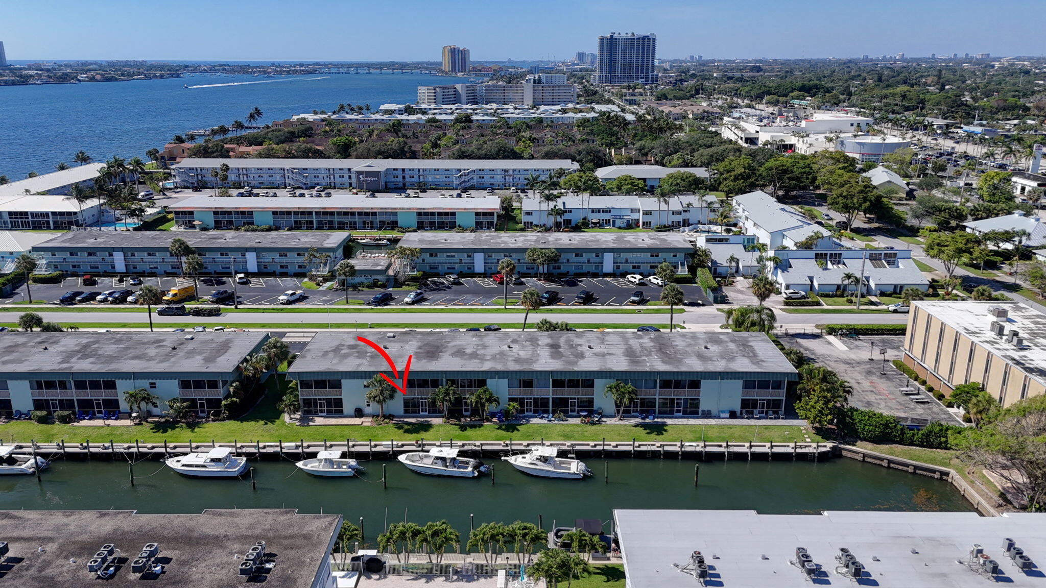 WINDSOR PARK NORTH CONDOMINIUMS - Residential