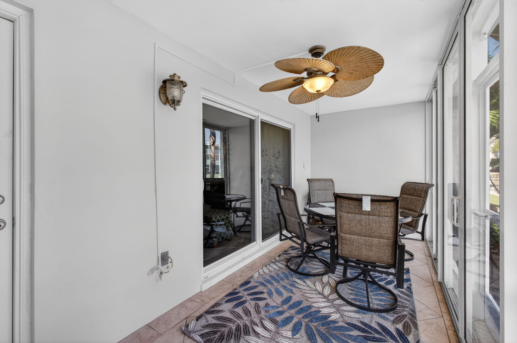 WINDSOR PARK NORTH CONDOMINIUMS - Residential