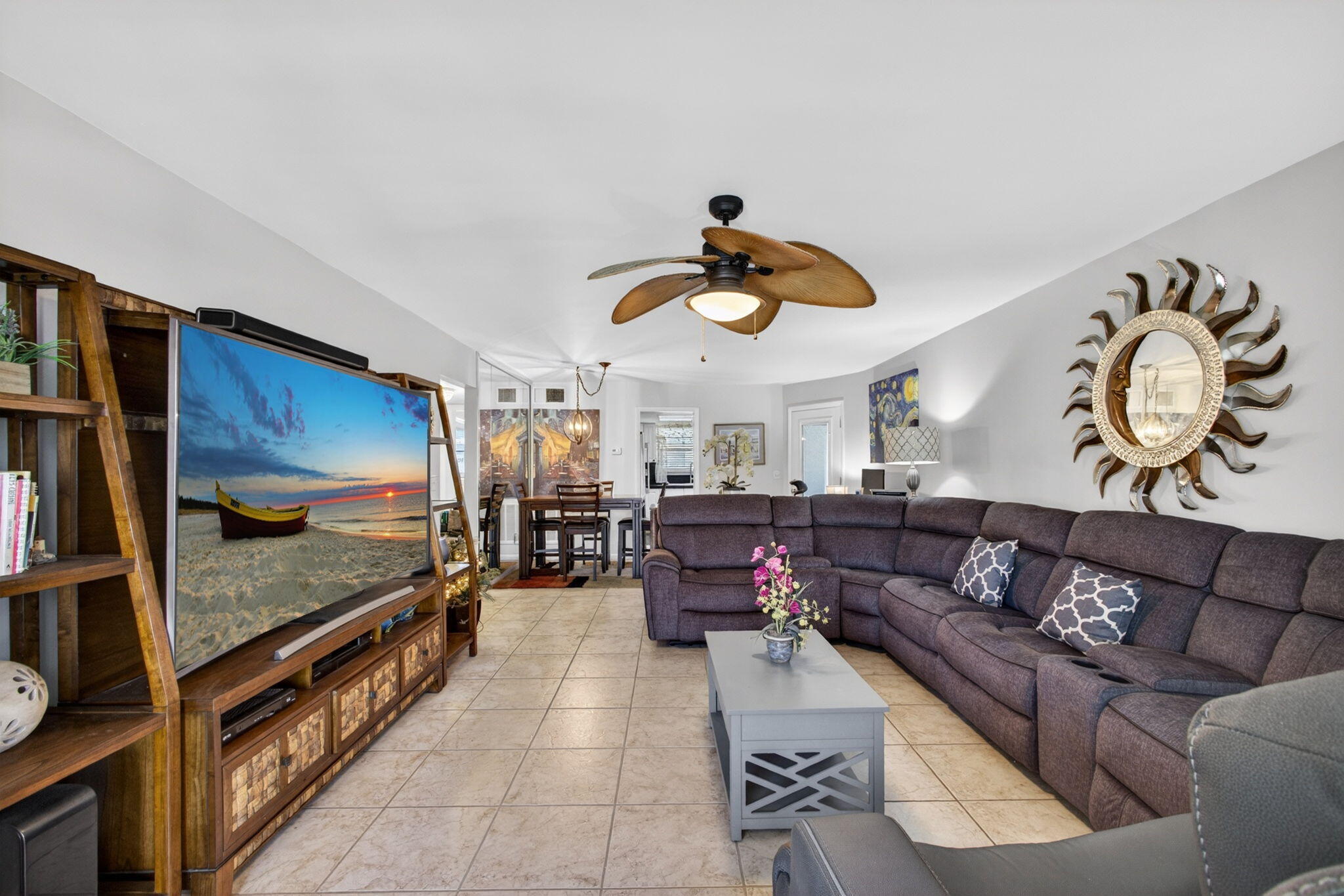 WINDSOR PARK NORTH CONDOMINIUMS - Residential