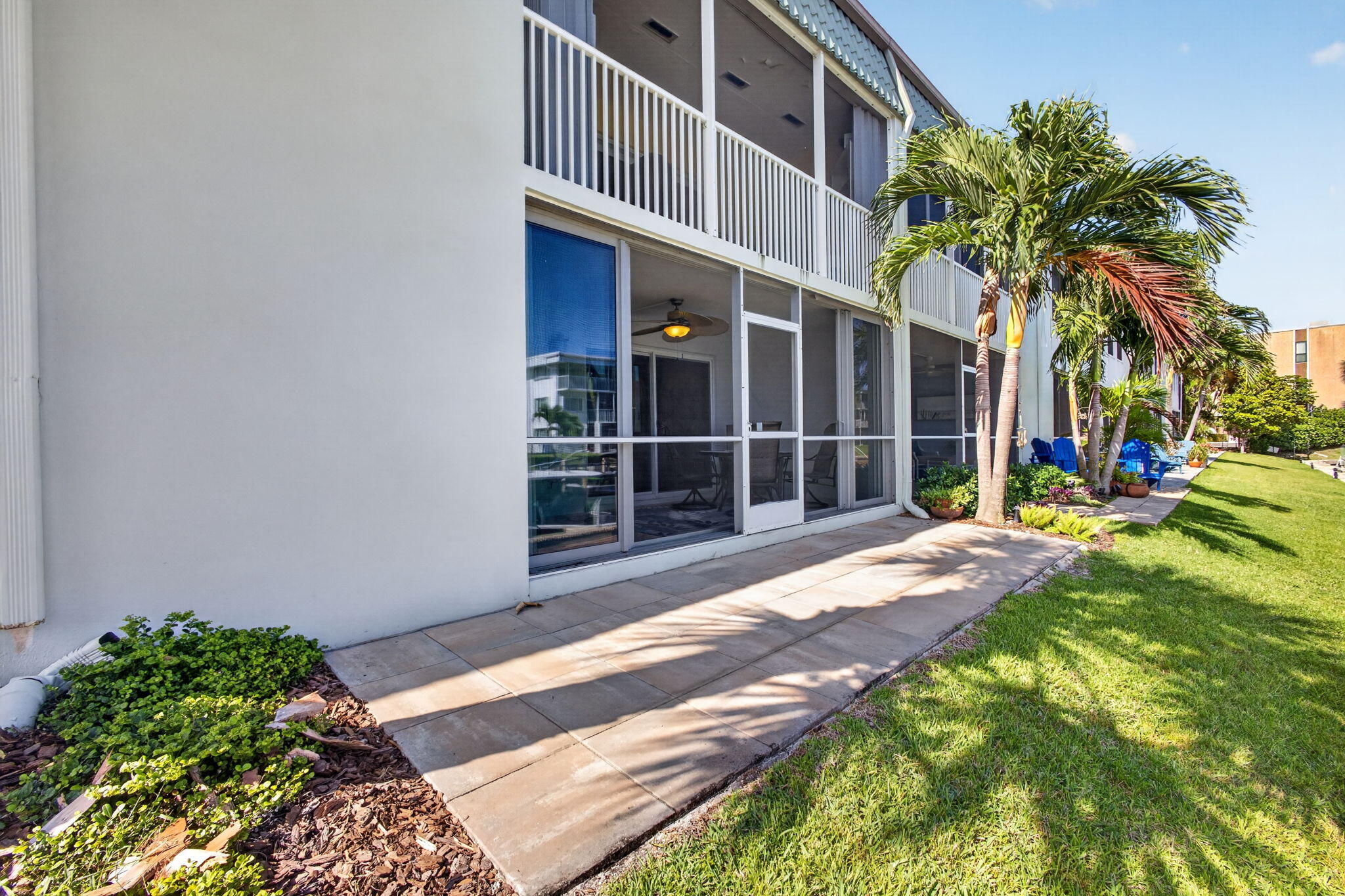 WINDSOR PARK NORTH CONDOMINIUMS - Residential