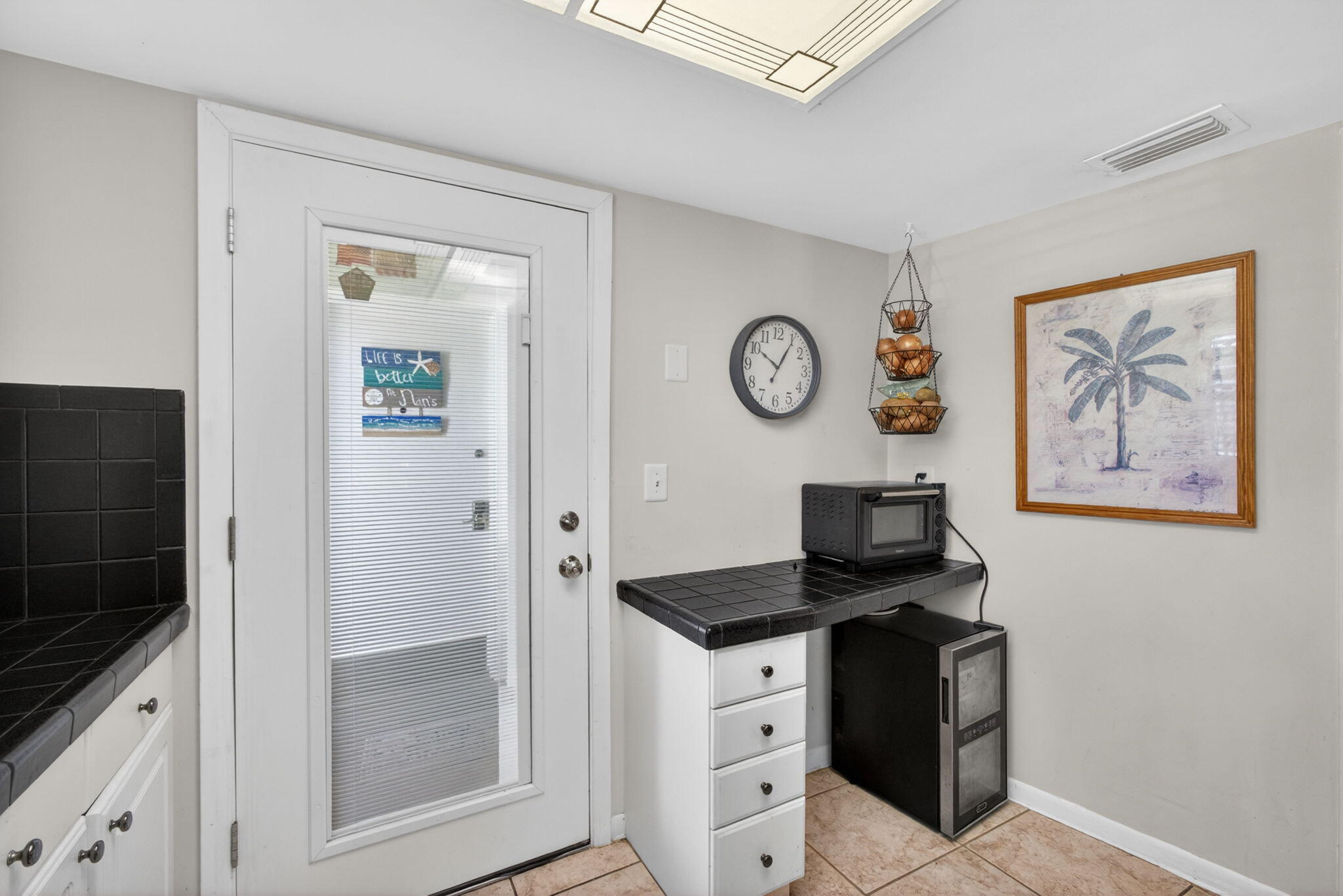 WINDSOR PARK NORTH CONDOMINIUMS - Residential