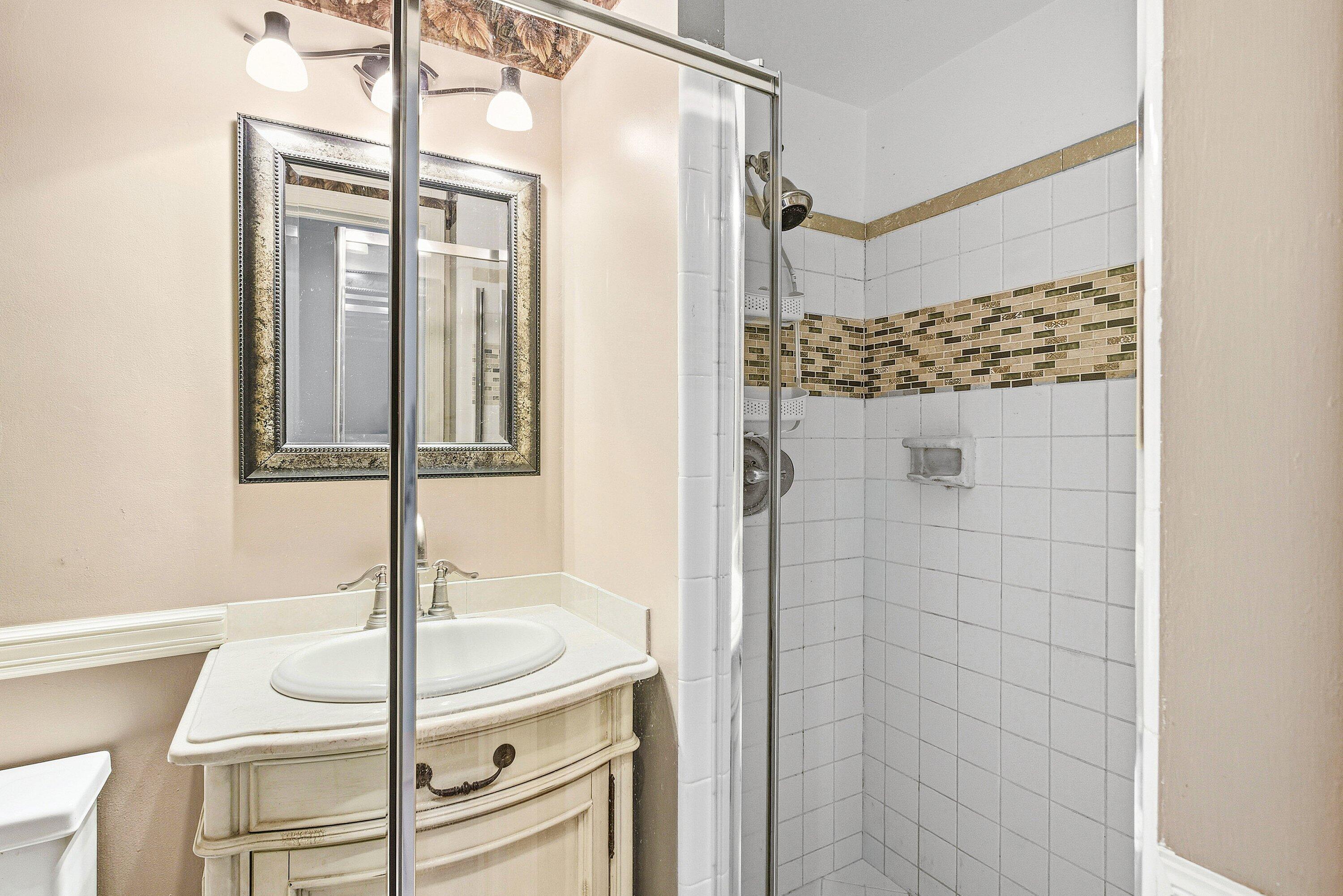 RIDGE HOMES CONDO - Residential