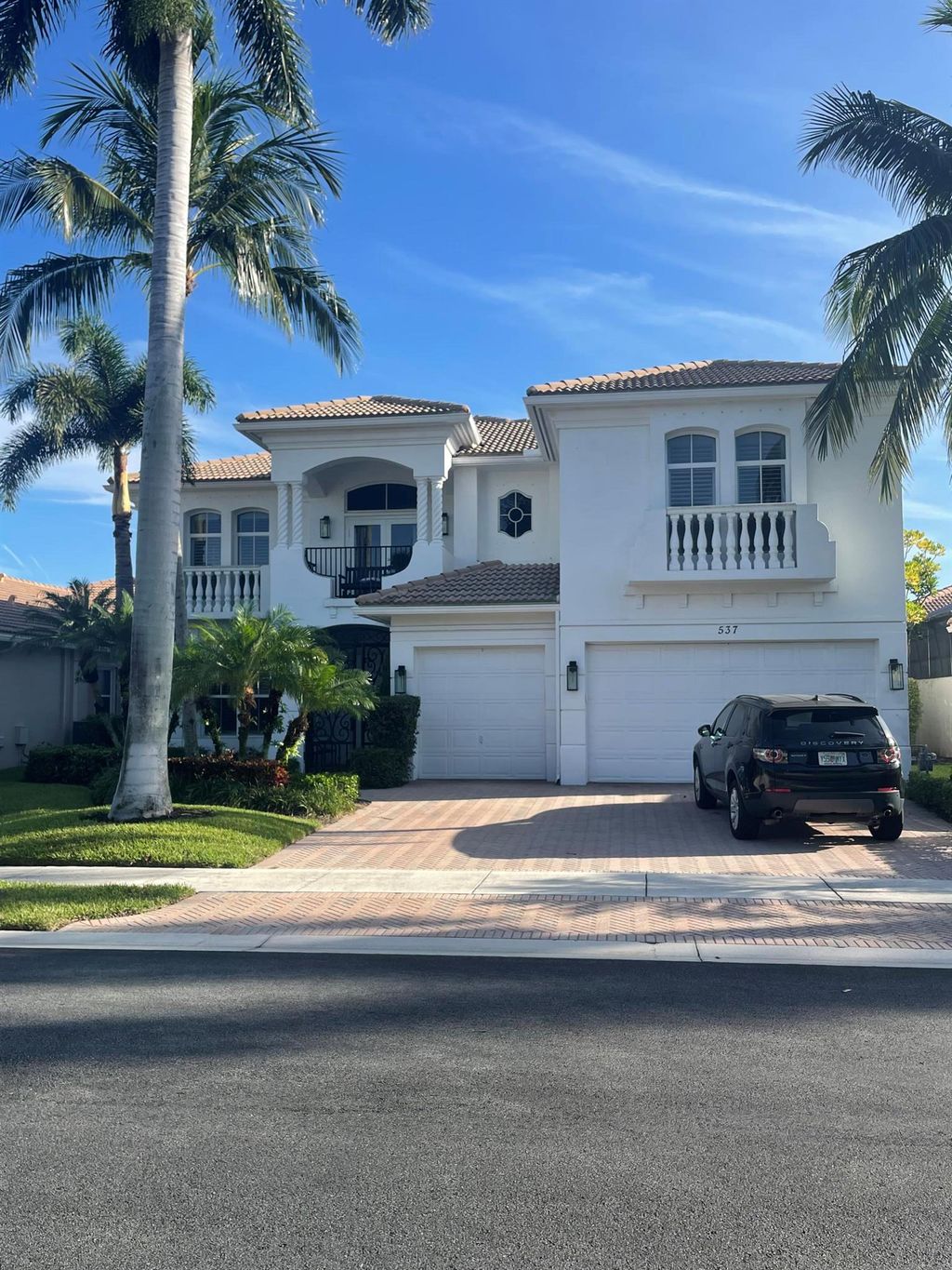 Photo of 537 Les Jardin Drive, Palm Beach Gardens, FL 33410 (MLS # R10904597)