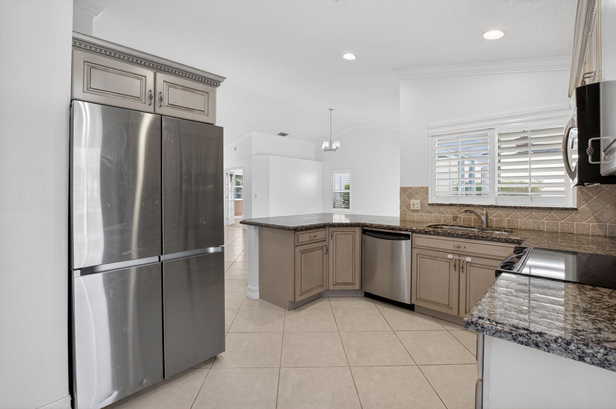 BALBOA POINT - Residential