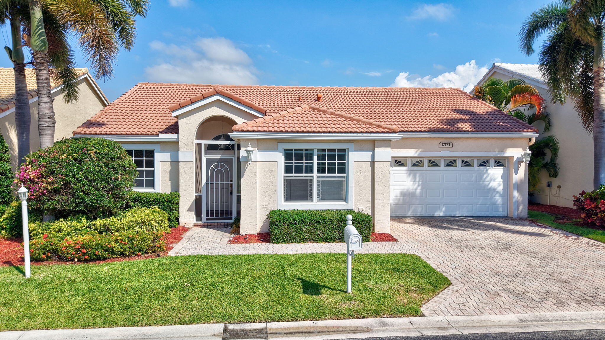 BALBOA POINT - Residential