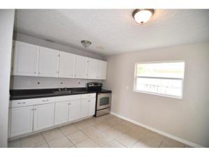 BRYANT PARK - Residential Income