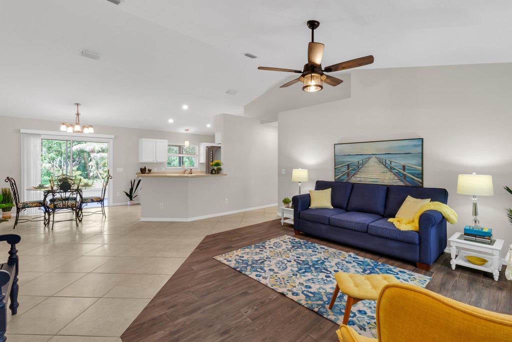 Photo of 2735 47th Avenue, Vero Beach, FL 32966 (MLS # B26050942)