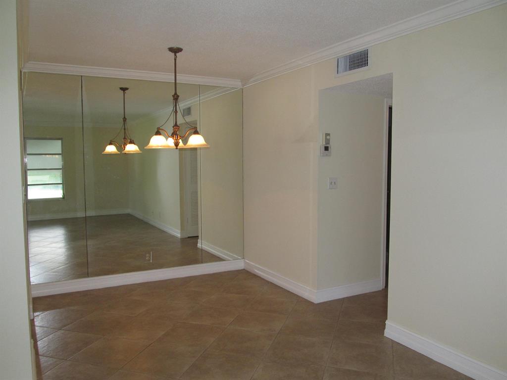 HIGH POINT OF DELRAY BEACH CONDO SEC II - Residential