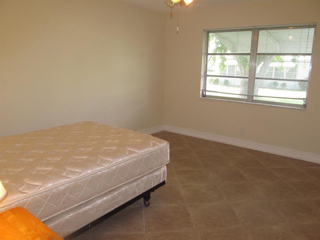 HIGH POINT OF DELRAY BEACH CONDO SEC II - Residential