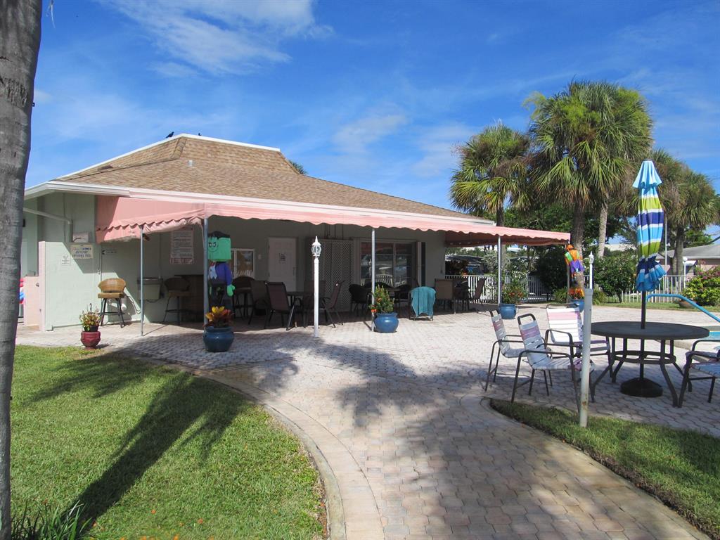 HIGH POINT OF DELRAY BEACH CONDO SEC II - Residential