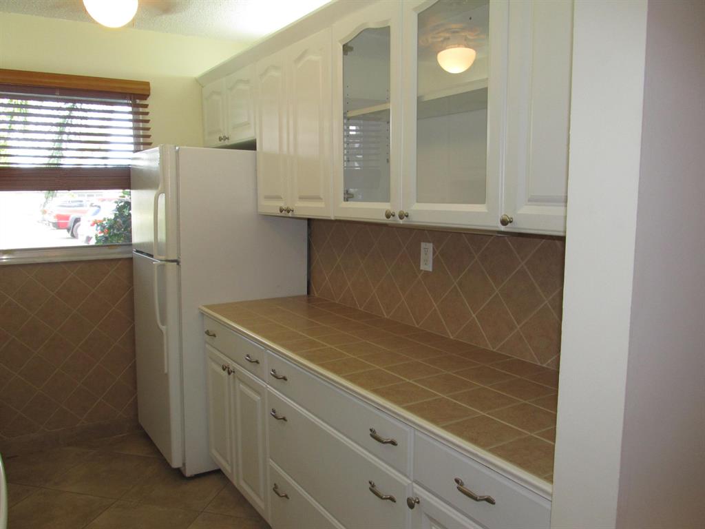 HIGH POINT OF DELRAY BEACH CONDO SEC II - Residential