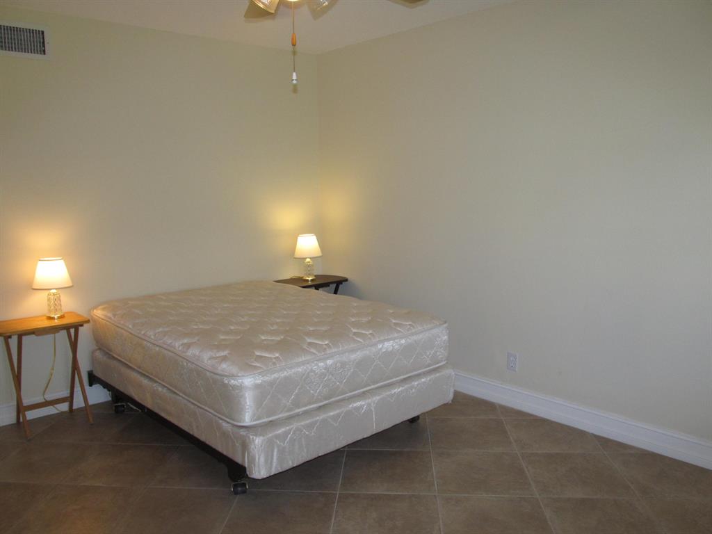 HIGH POINT OF DELRAY BEACH CONDO SEC II - Residential