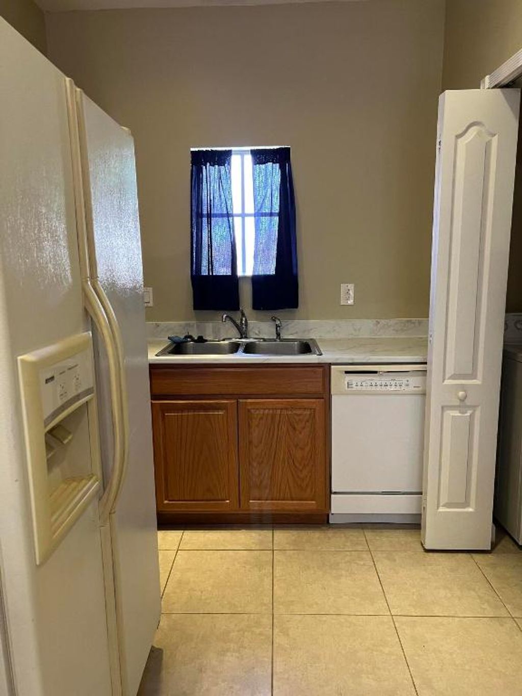 Photo of 2539 Creekside Drive, Fort Pierce, FL 34981 (MLS # R10960569)