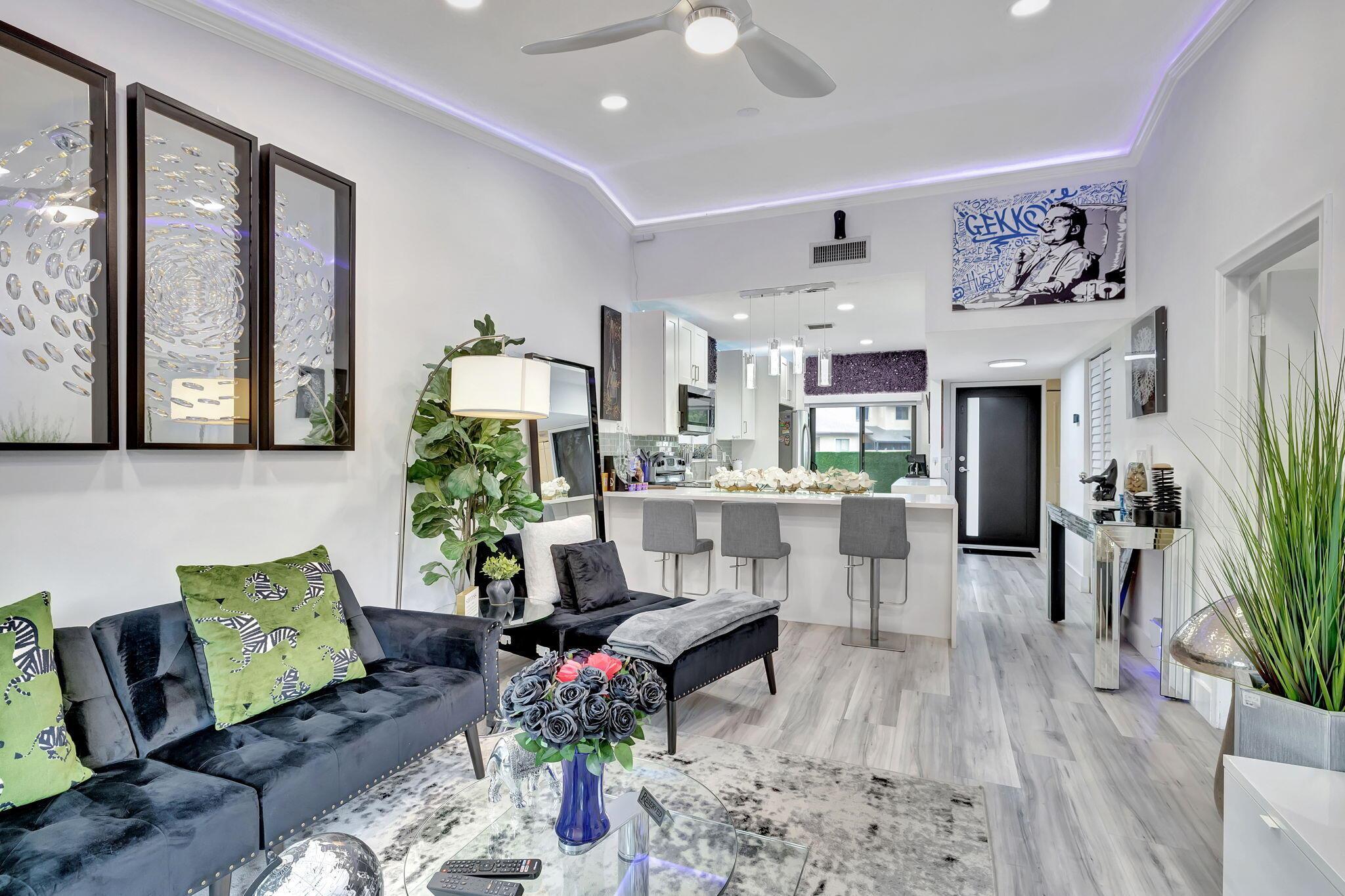 CENTURA PARC - Residential Lease