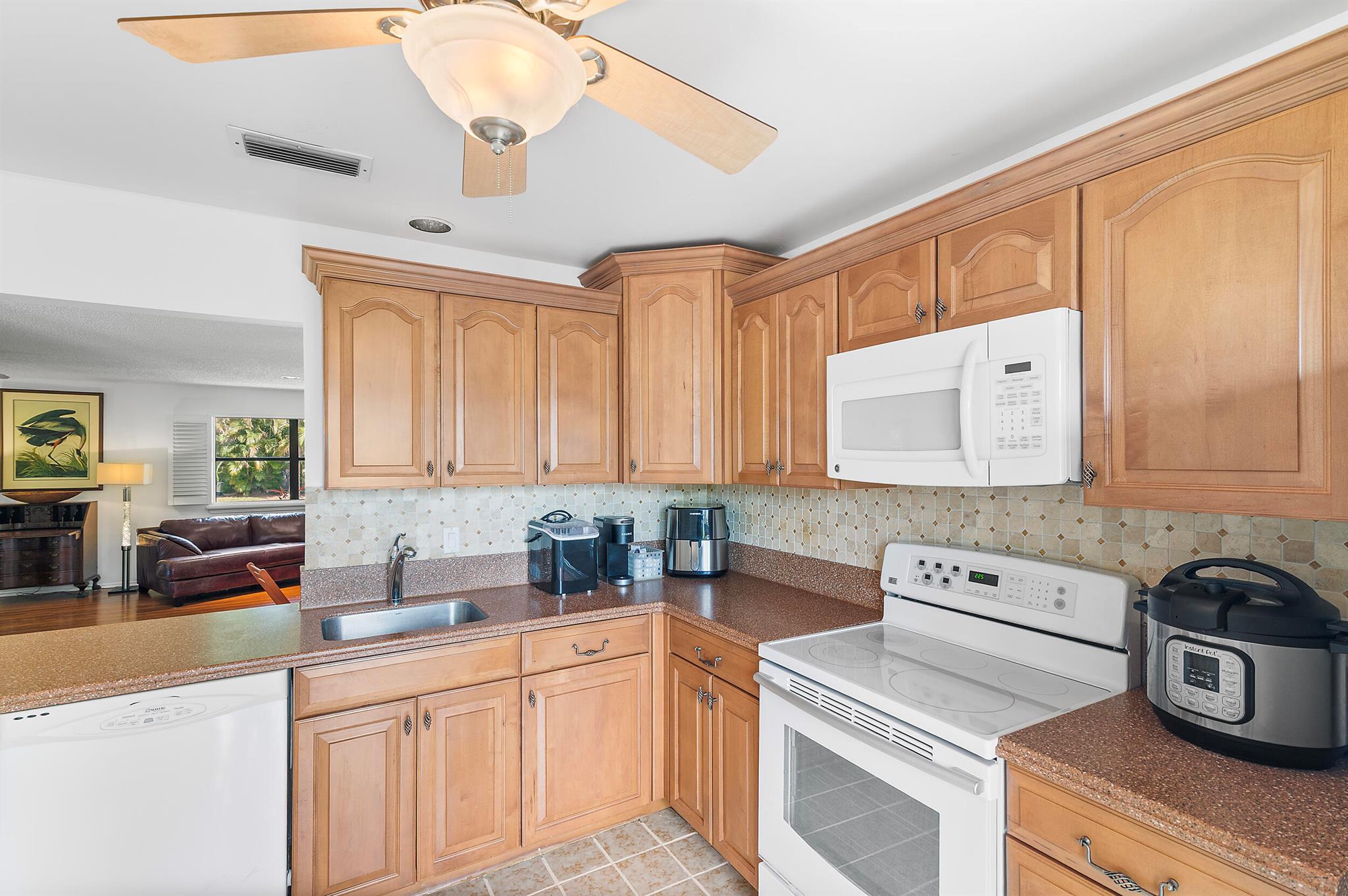 106 Roselle Court